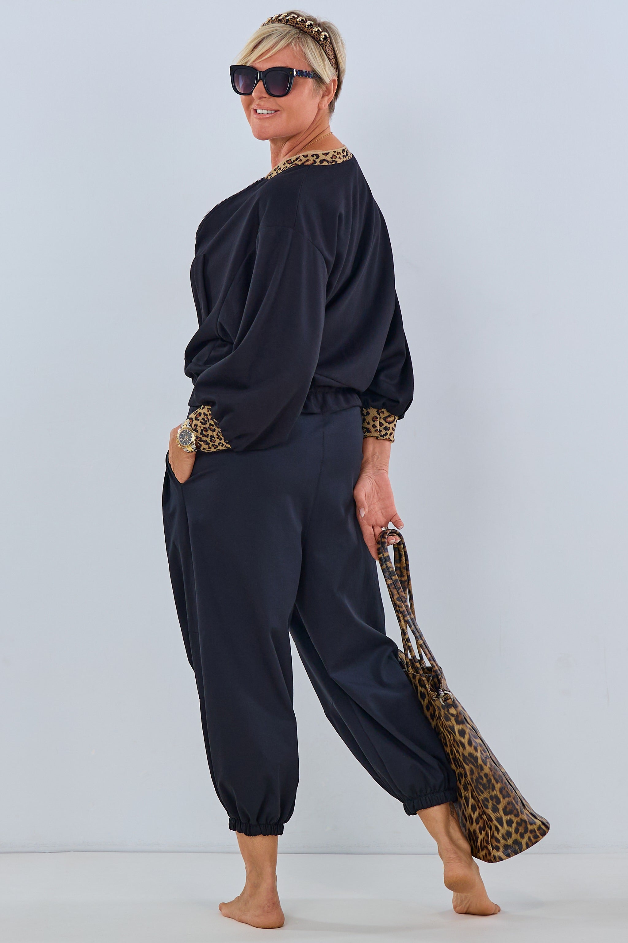 Cozy Blouson mit Kordelzug, schwarz-leo