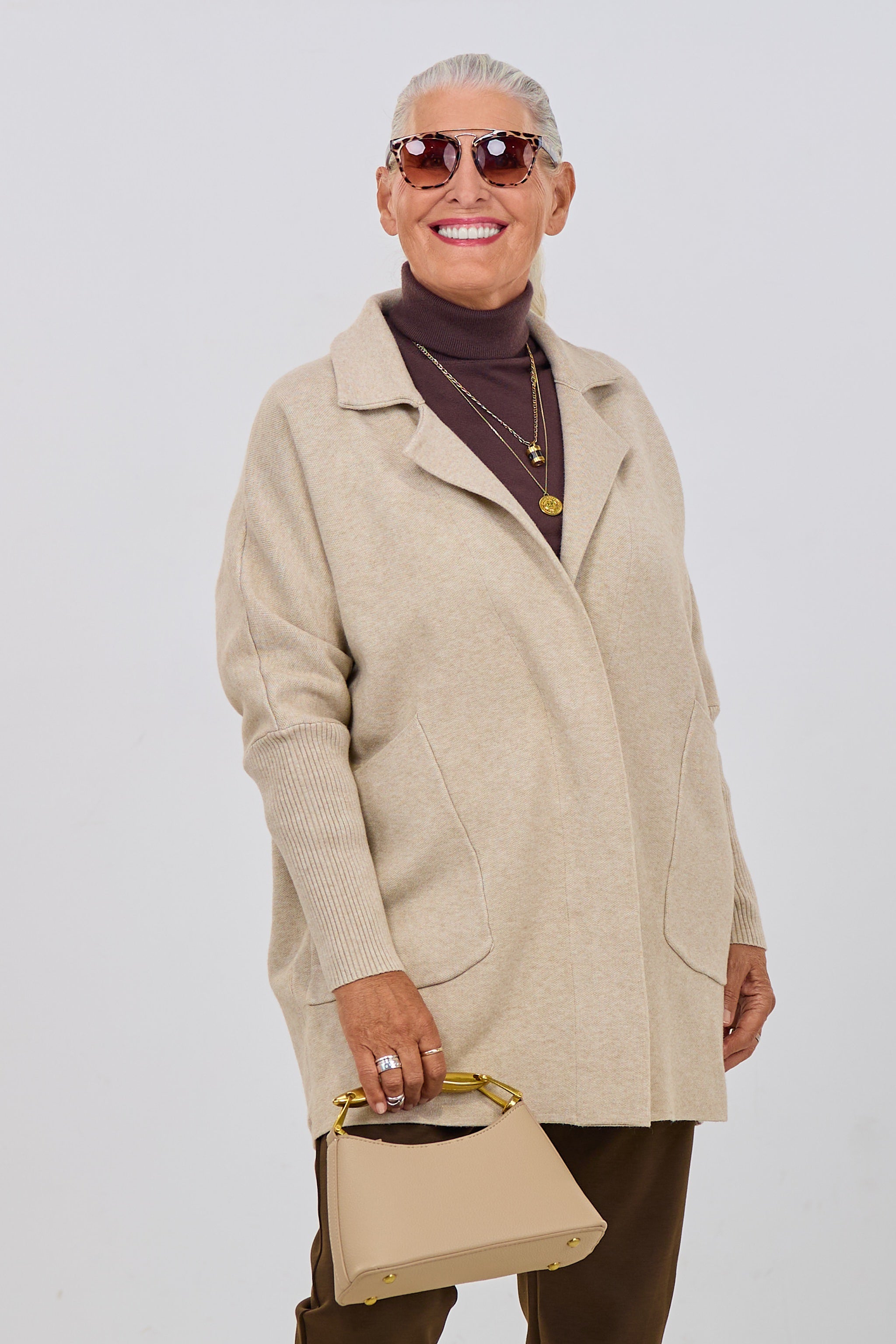 Oversized Feinstrick Longjacke, beige
