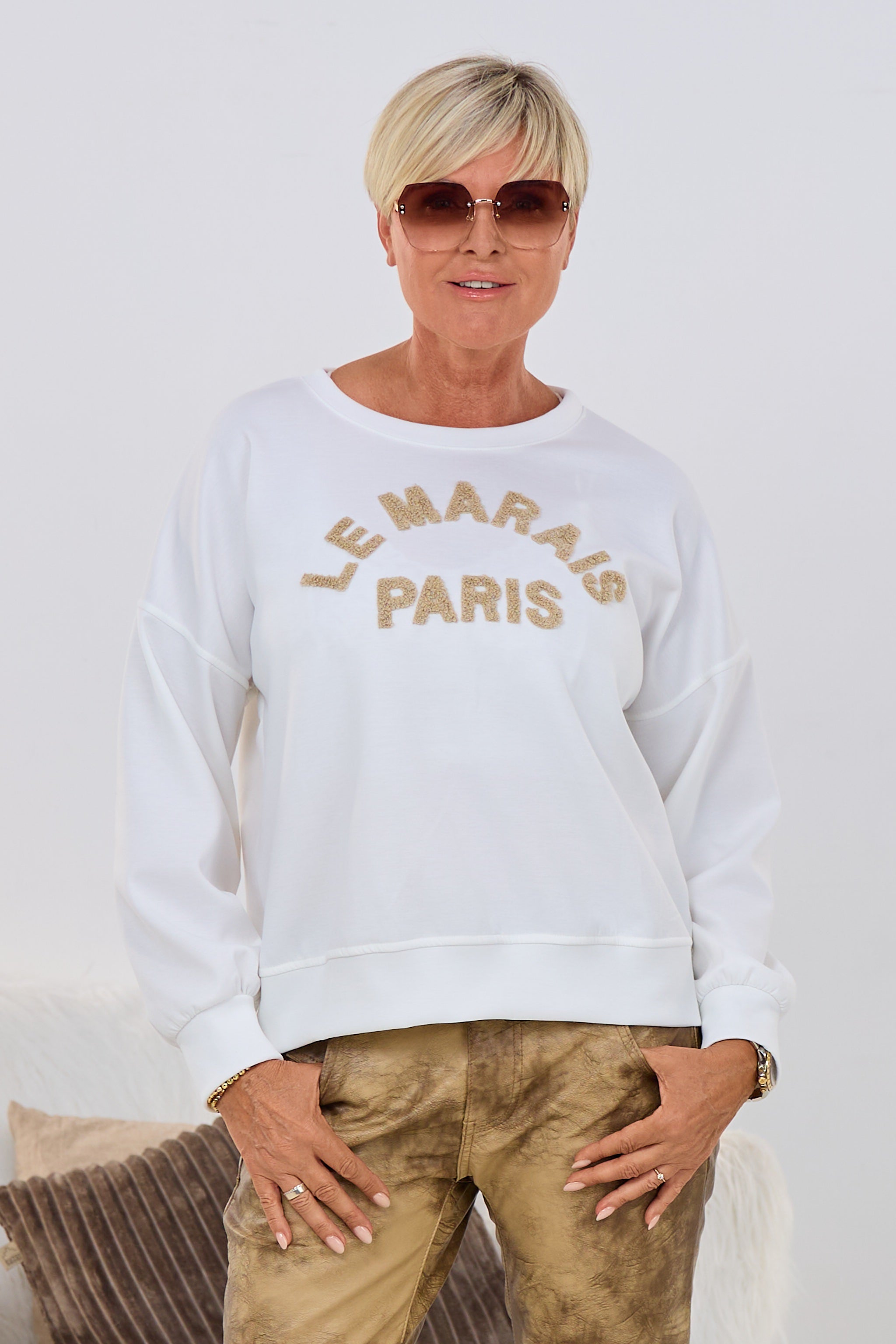 Sweaty mit LE MARAIS-Flock, ecru-beige