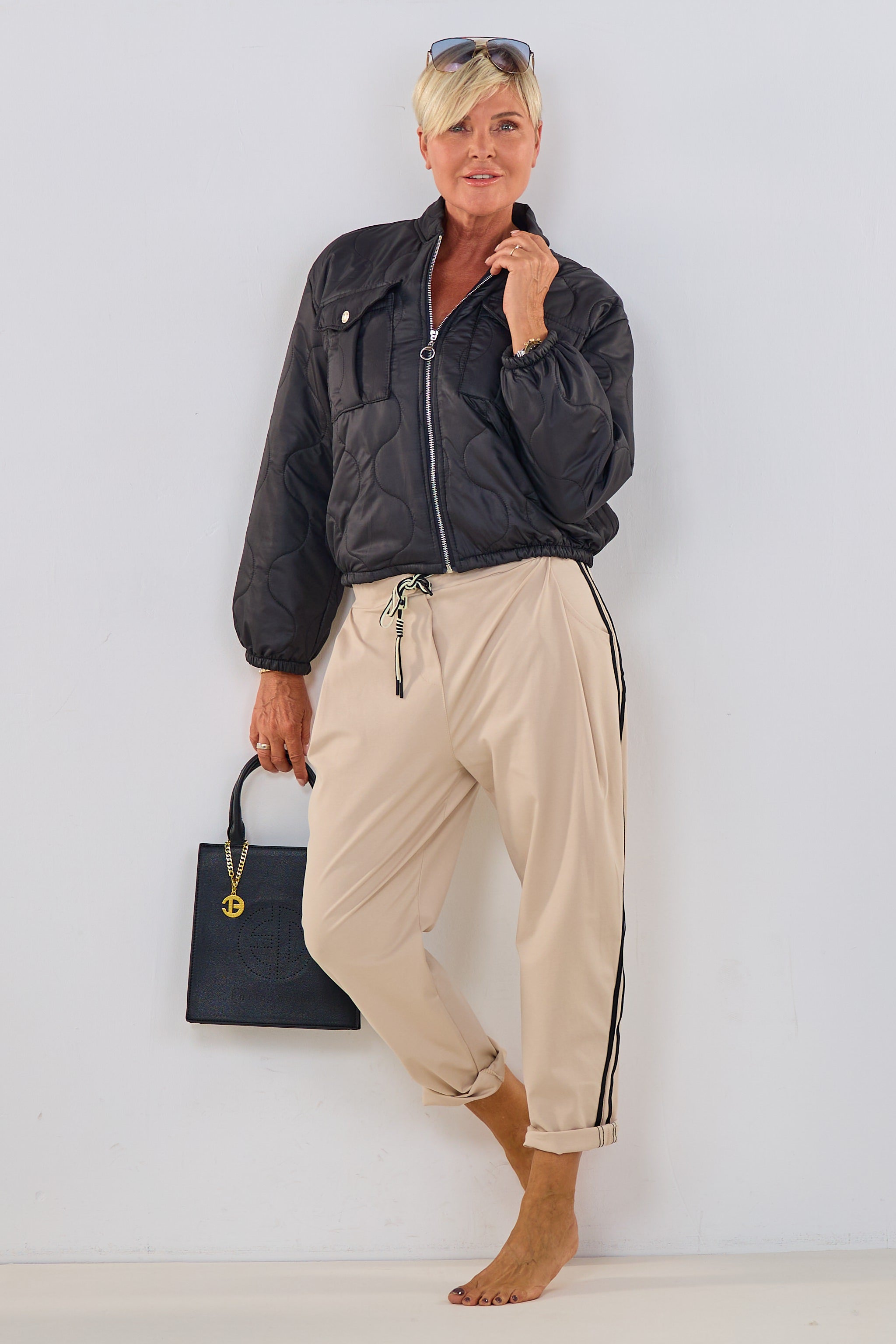 Hose mit Kordelzug und Streifen, beige