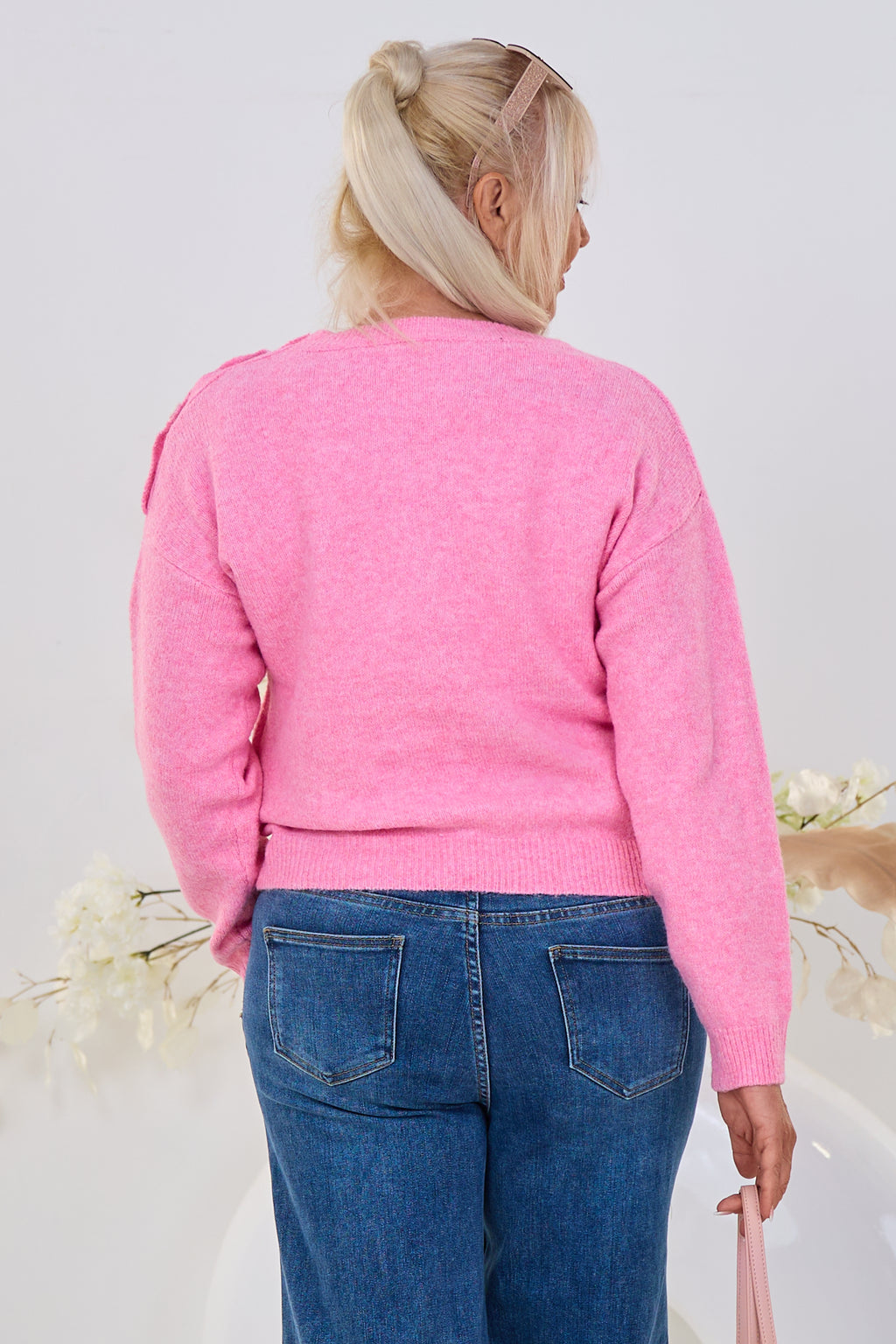 Strickpulli amour mit Blumenknöpfen, rosa-melliert