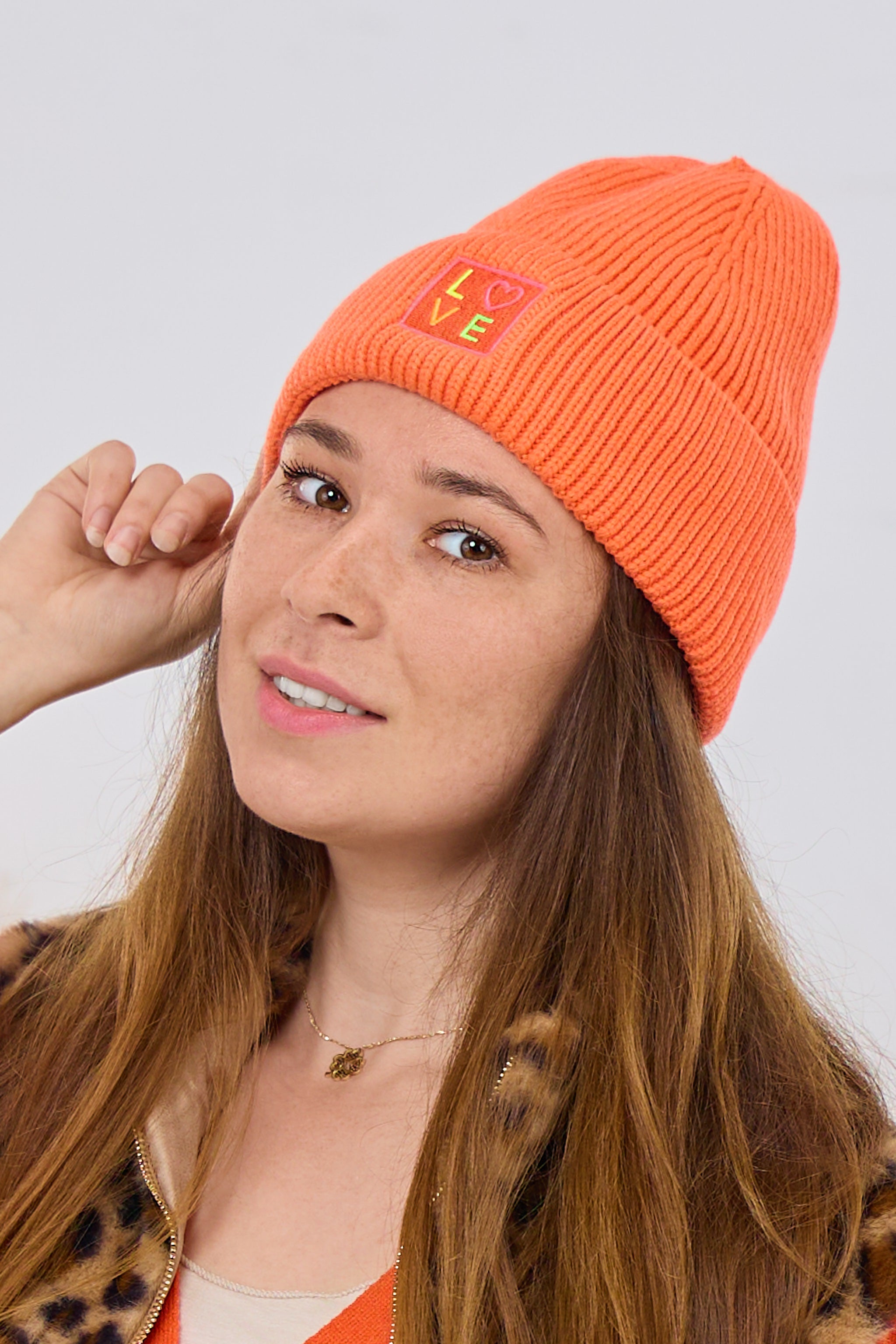 Mütze mit LOVE-Patch, orange