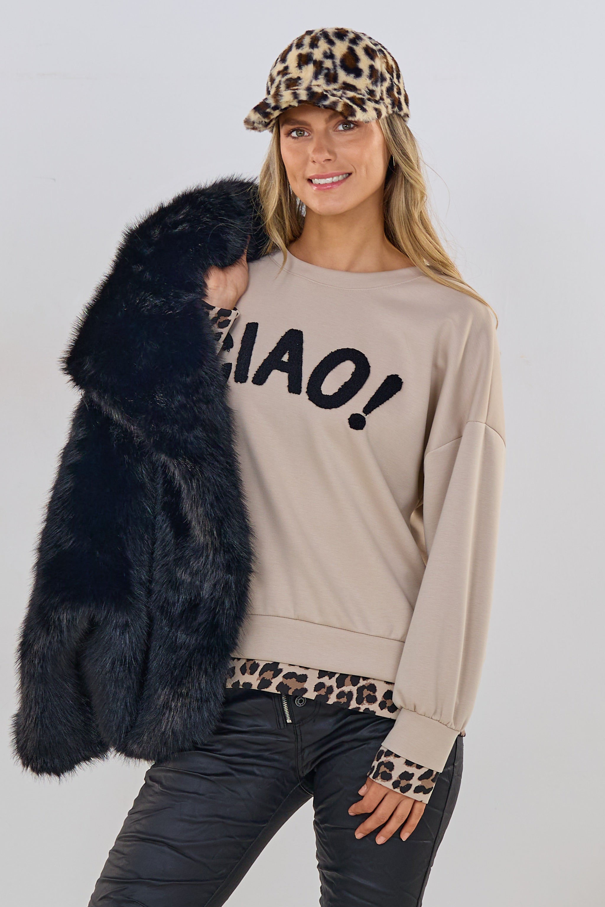 Cozy Shirt CIAO!, beige-leo