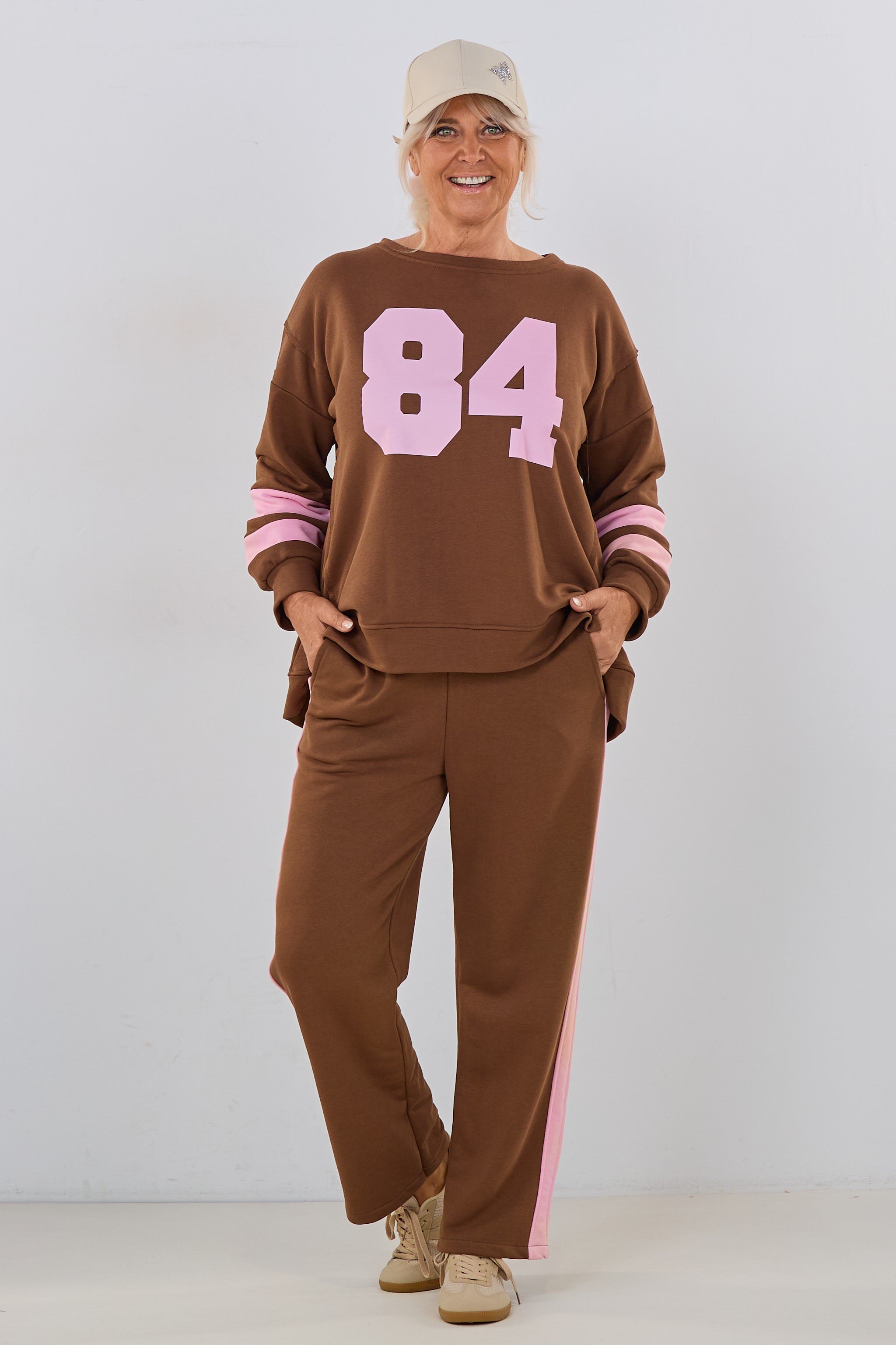 Sweathose mit weitem Bein und Streifen, braun-rosa