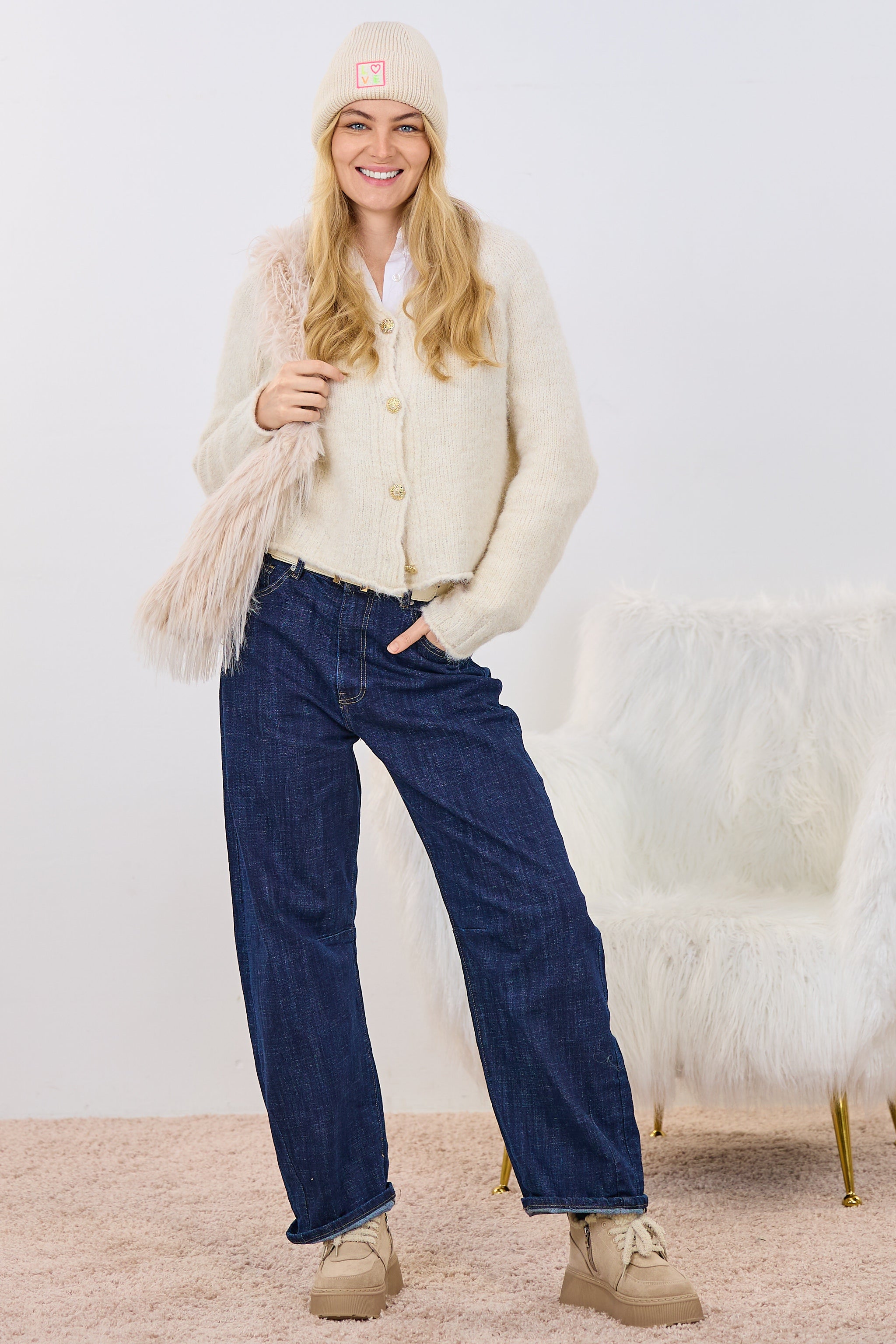 Cardigan mit goldfarbenen Knöpfen, beige