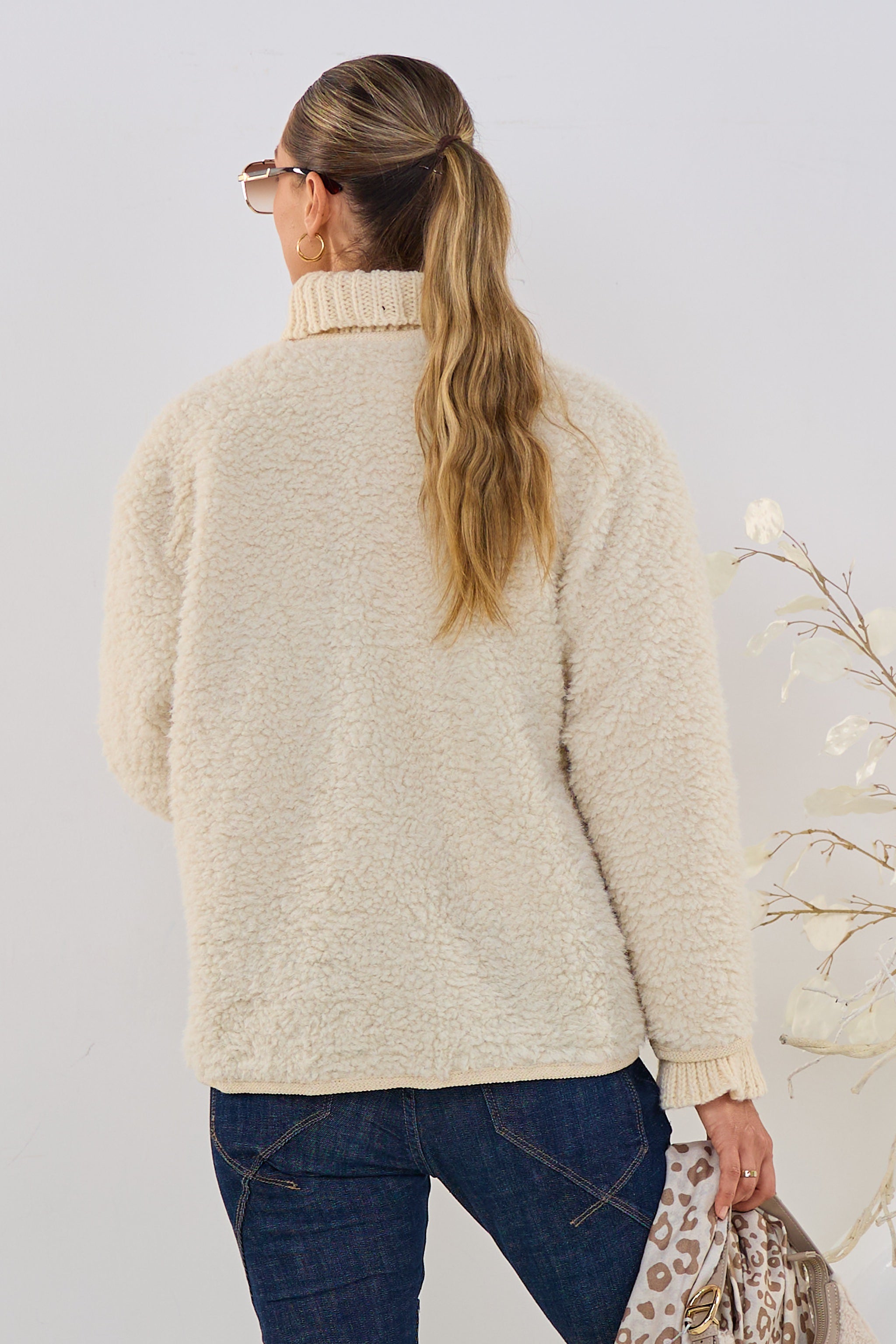 Leichte Jacke mit Teddyfell, beige