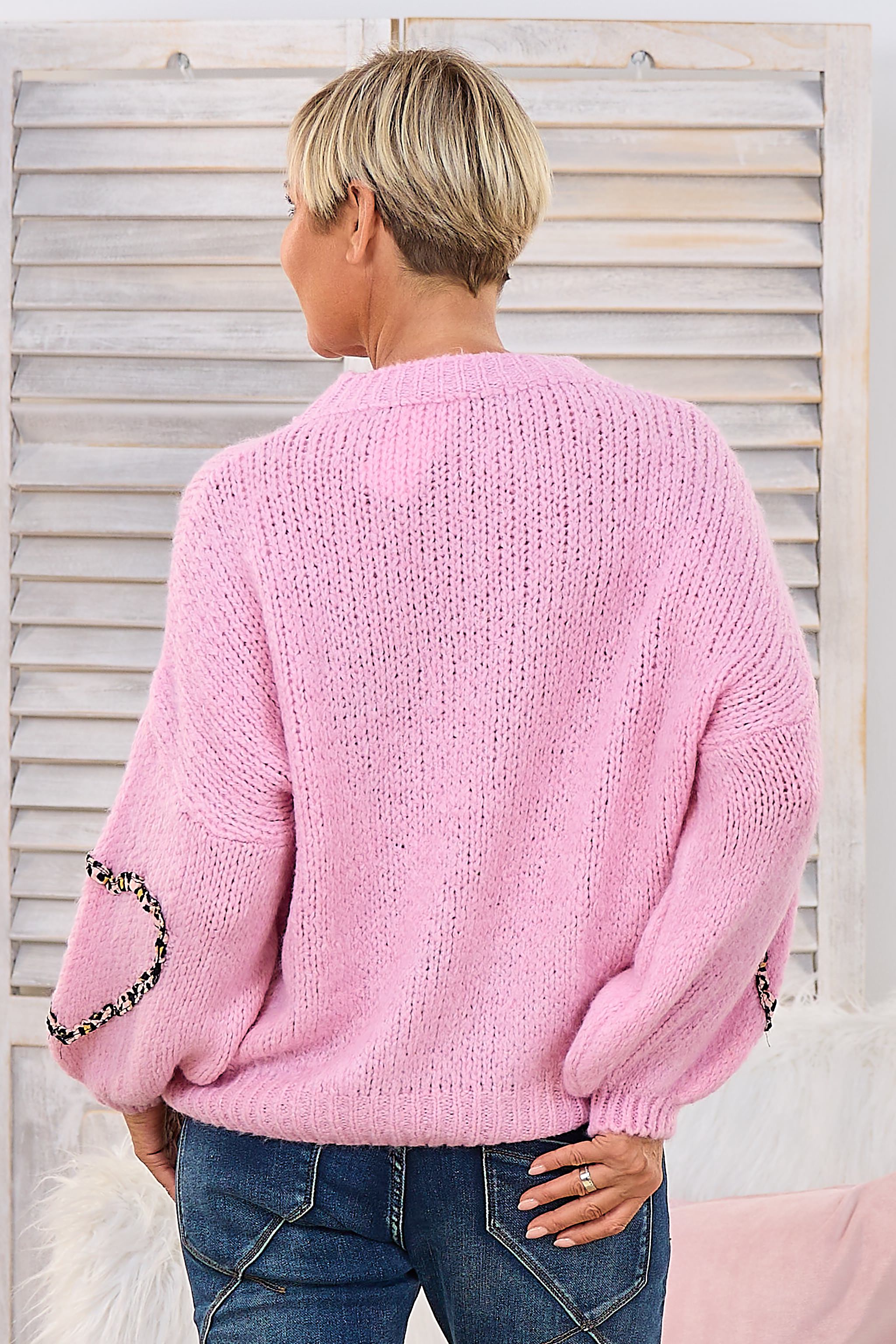 Strickpulli mit Leo-Herzen, rosa-leo