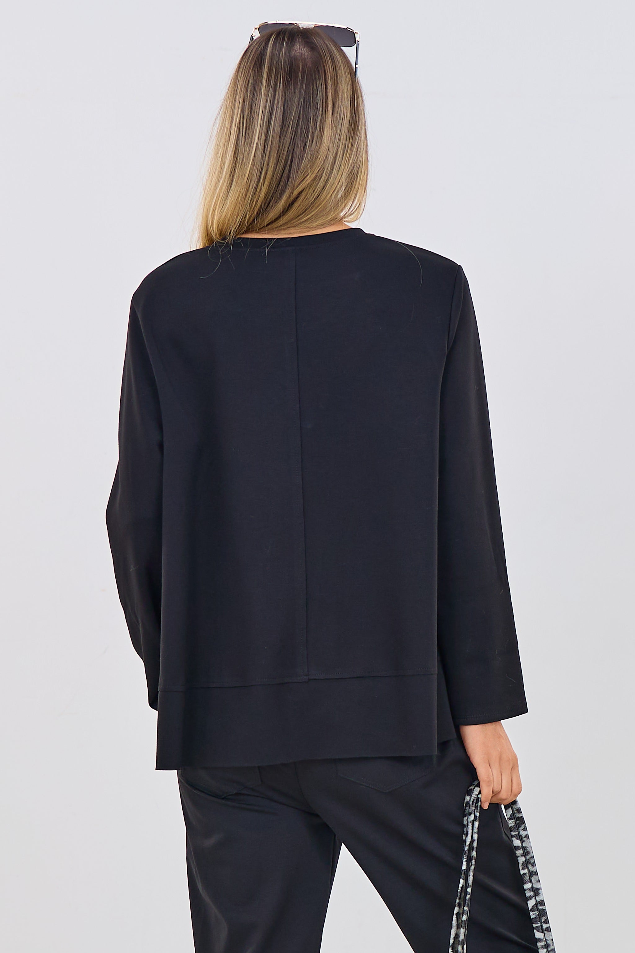 Cozy Basic Shirt mit Rundhalsausschnitt, schwarz