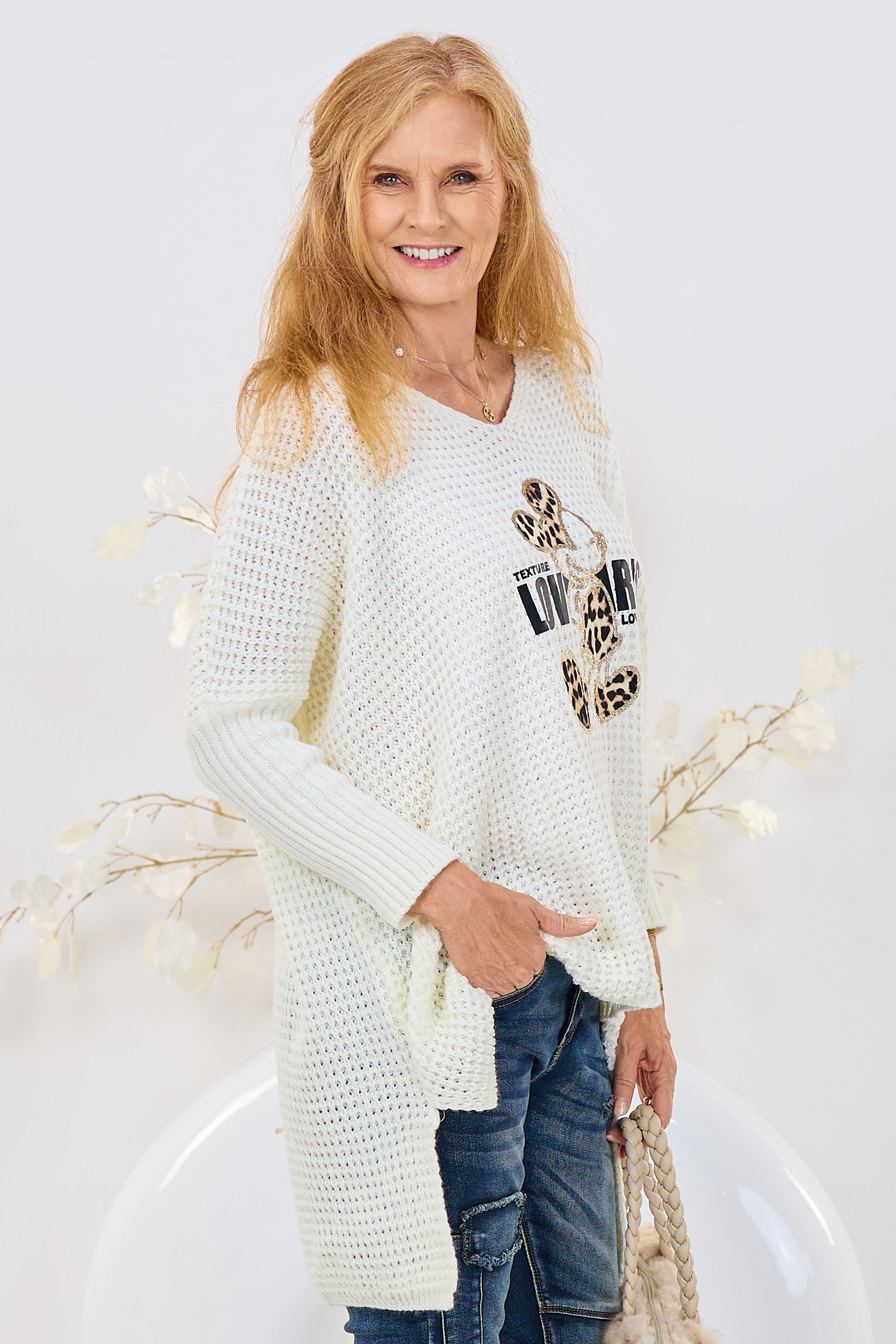 Pullover LOVE PARIS mit Patches, creme