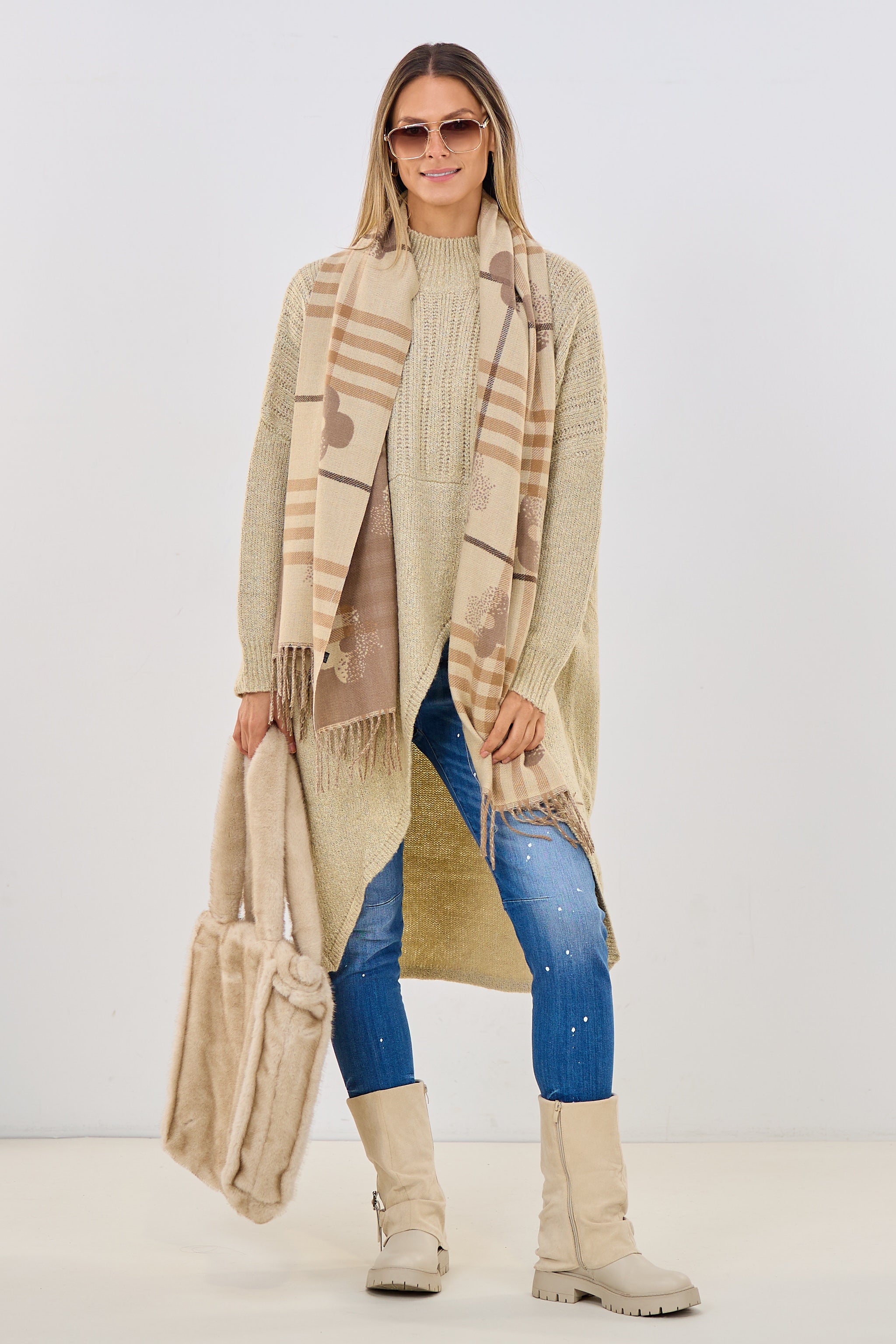 Longpullover mit Überschlag, beige