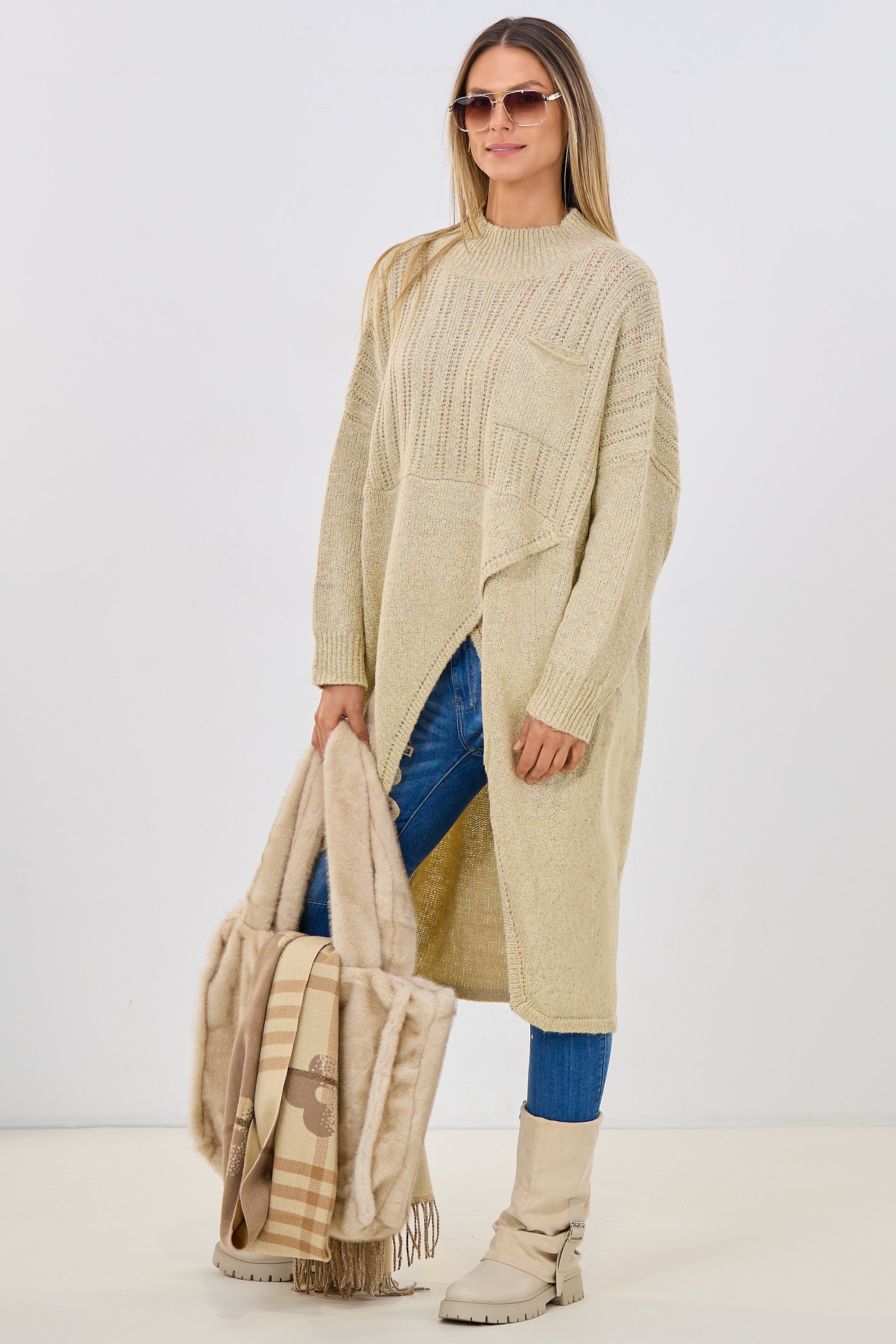 Longpullover mit Überschlag, beige