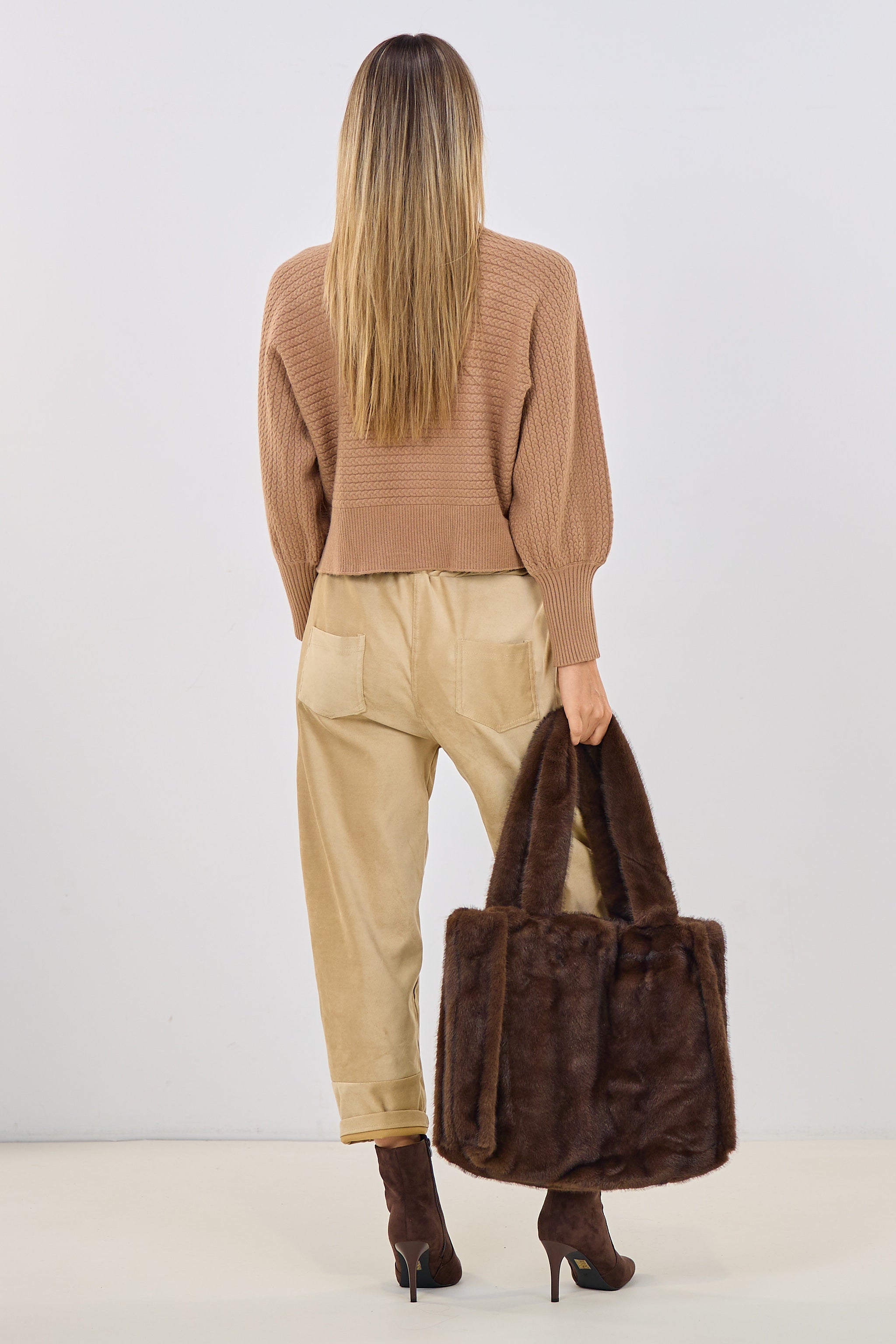 Strickpulli mit Zopfmuster, camel
