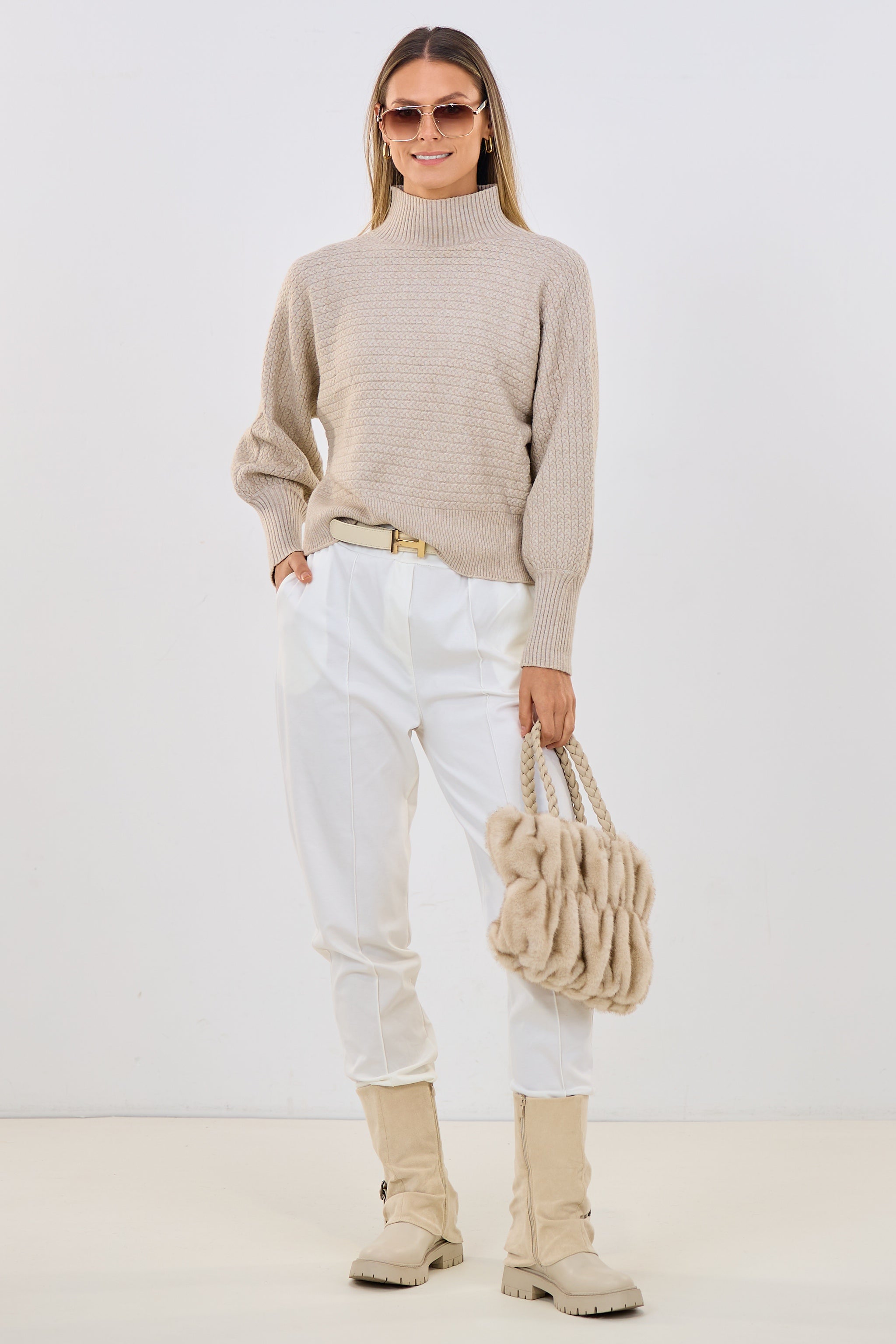 Strickpulli mit Zopfmuster, beige
