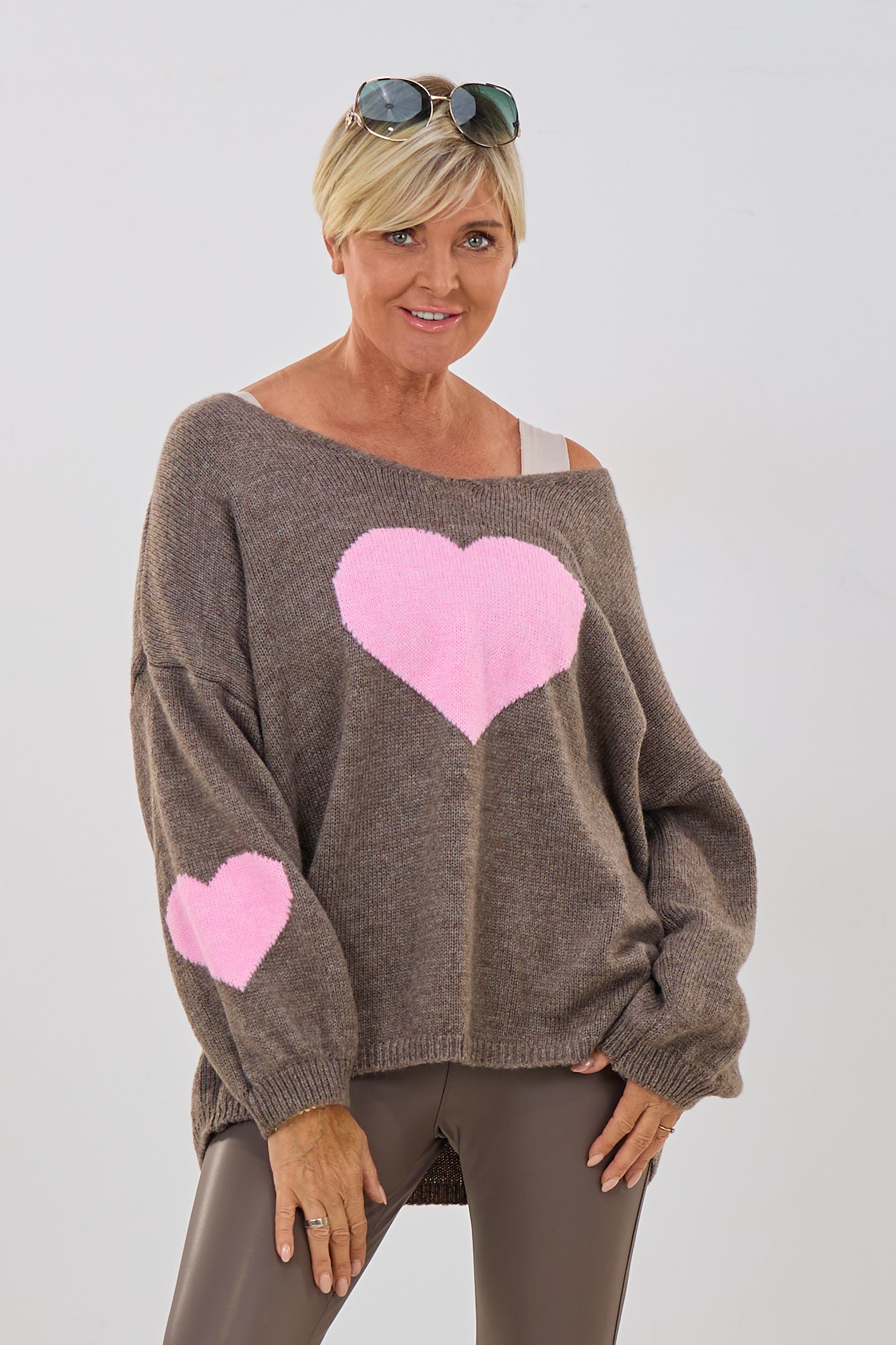 Oversized Strickpulli mit Herz, taupe-rosa