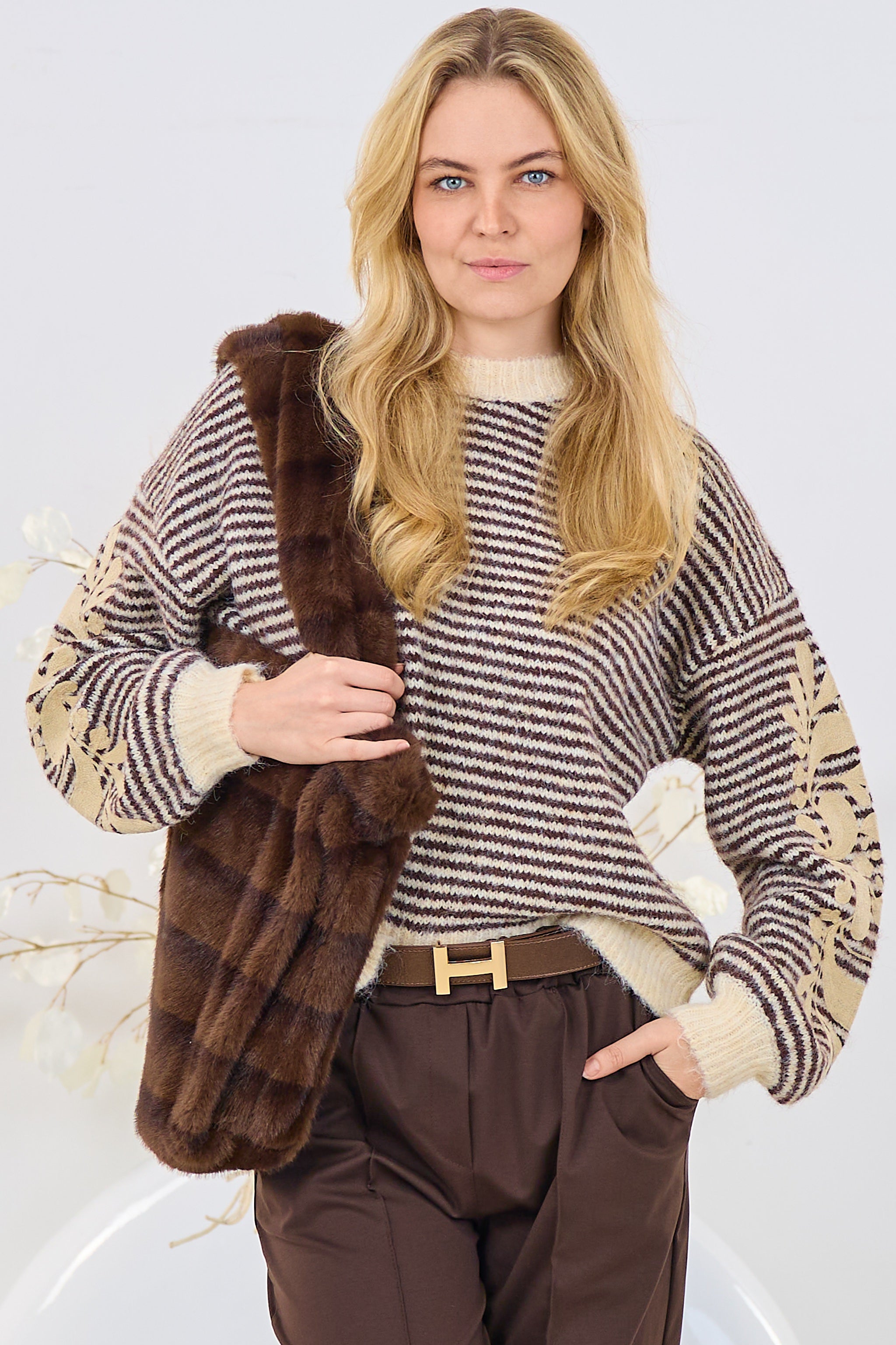 geringelter Pulli mit Stickerei, braun-creme