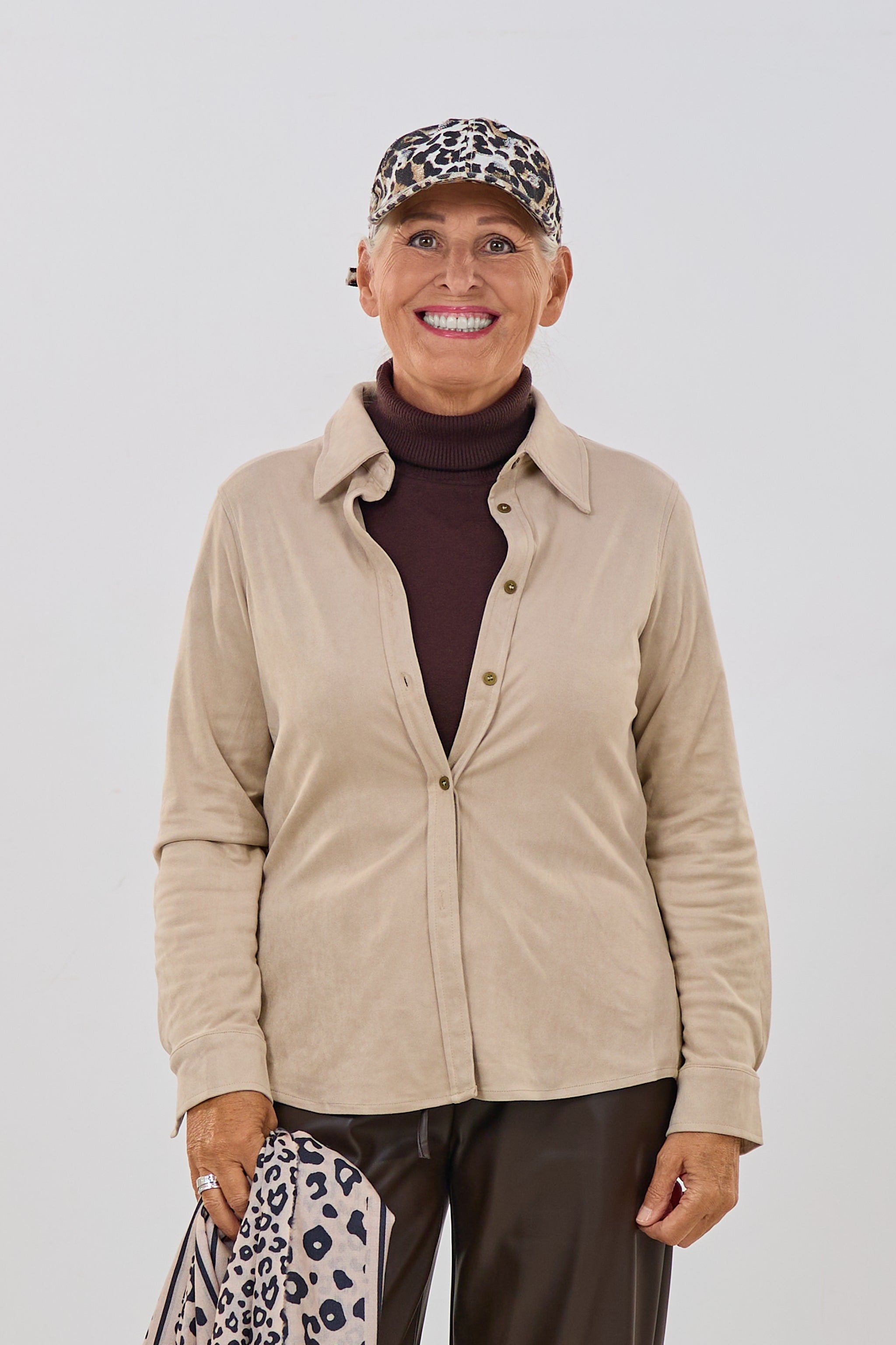 Bluse in Veloursleder-Optik, beige