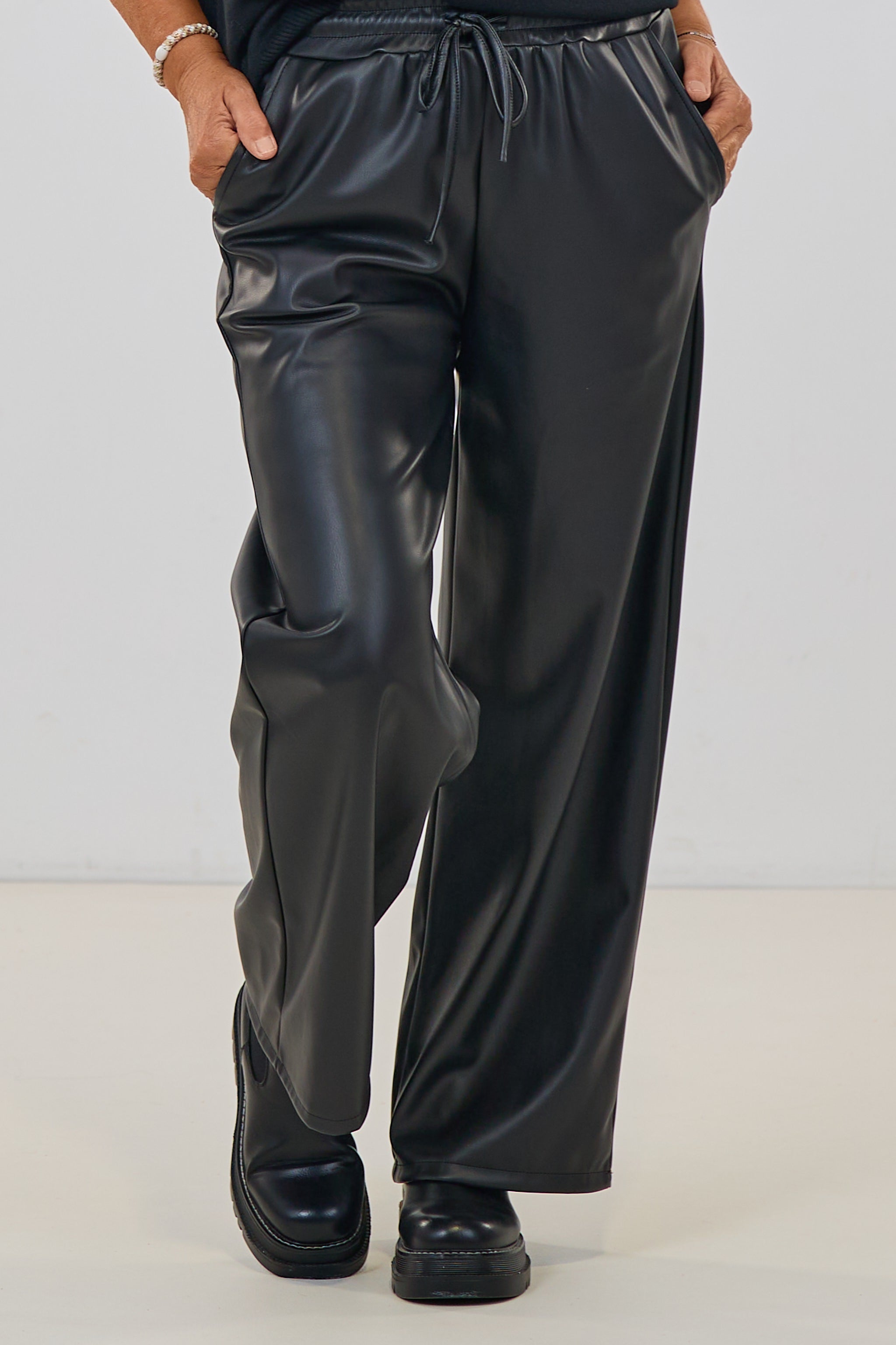 Kunstleder Hose, schwarz