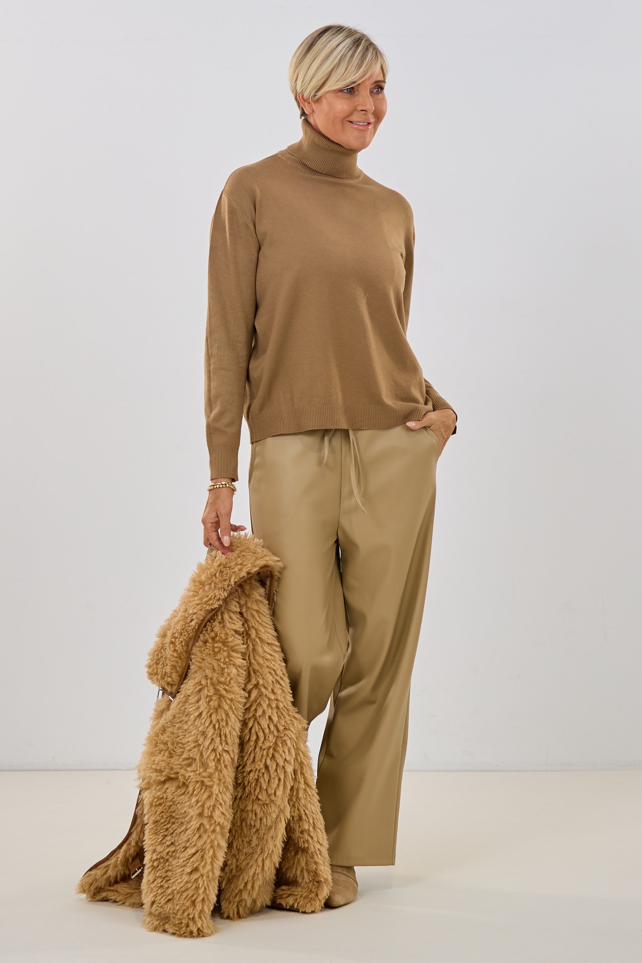 Rollkragen Pulli "Senora", camel