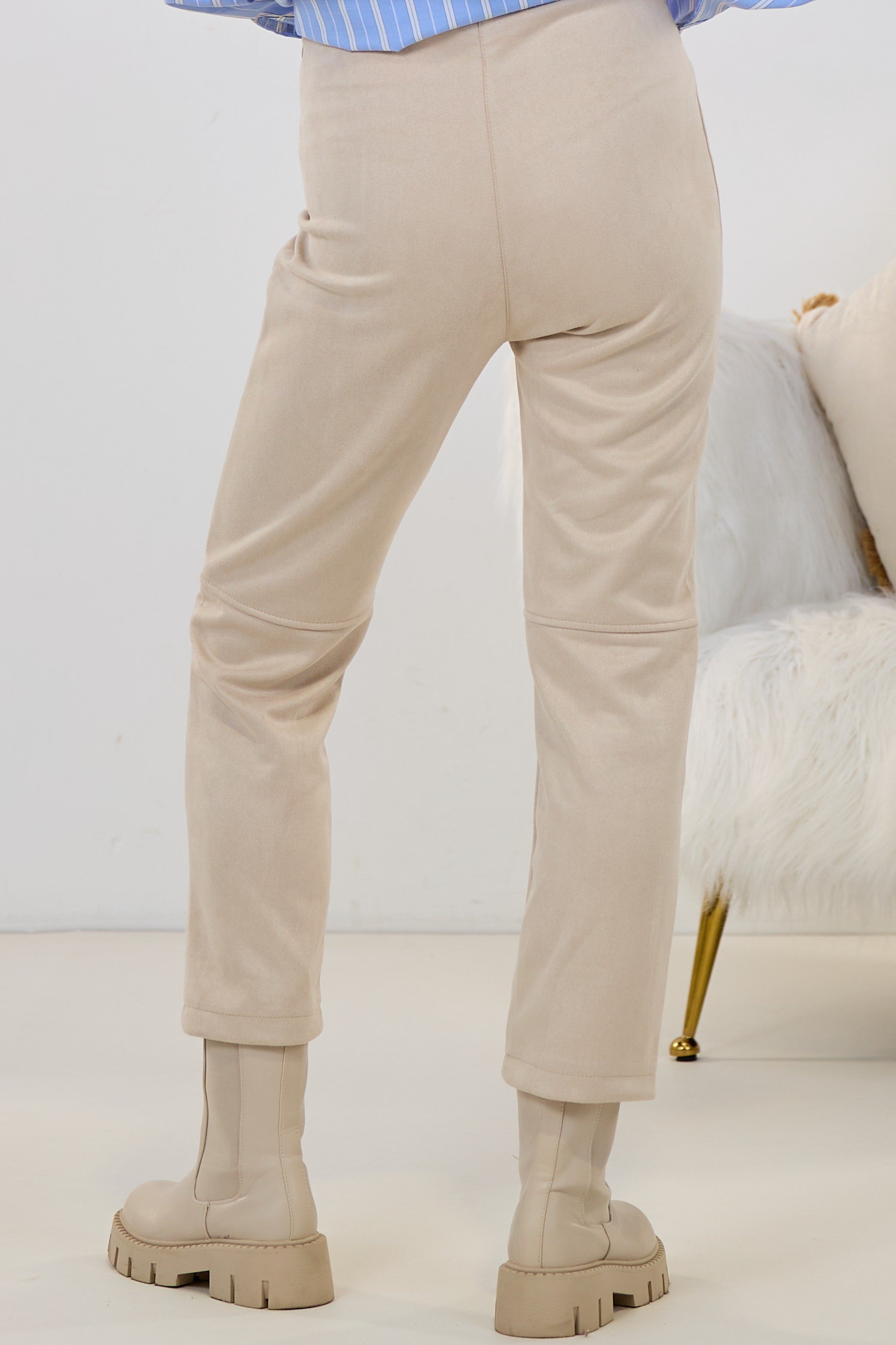 Highwaist Hose in Veloursleder-Optik, beige