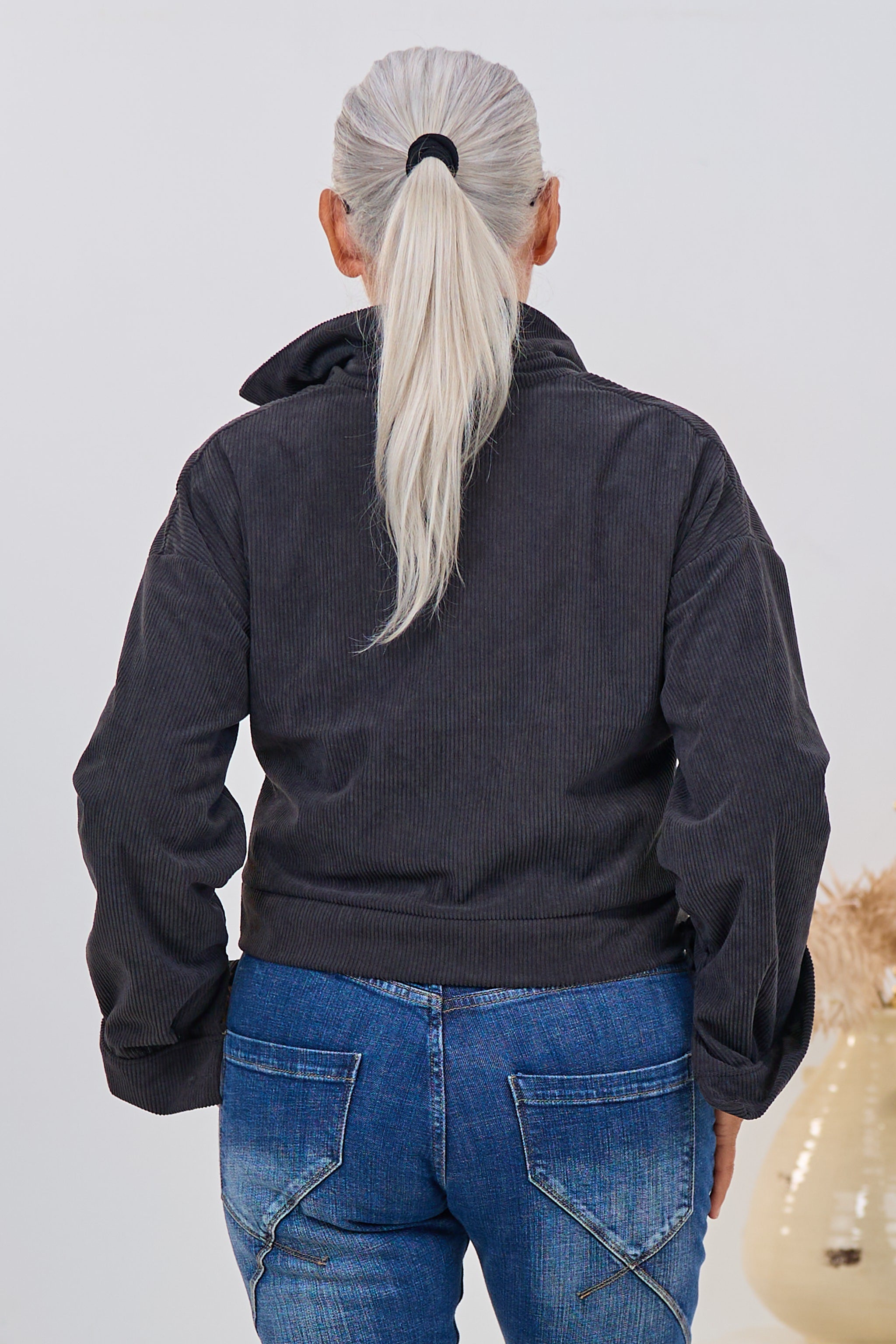 kurze Cord-Hemdjacke, anthrazit
