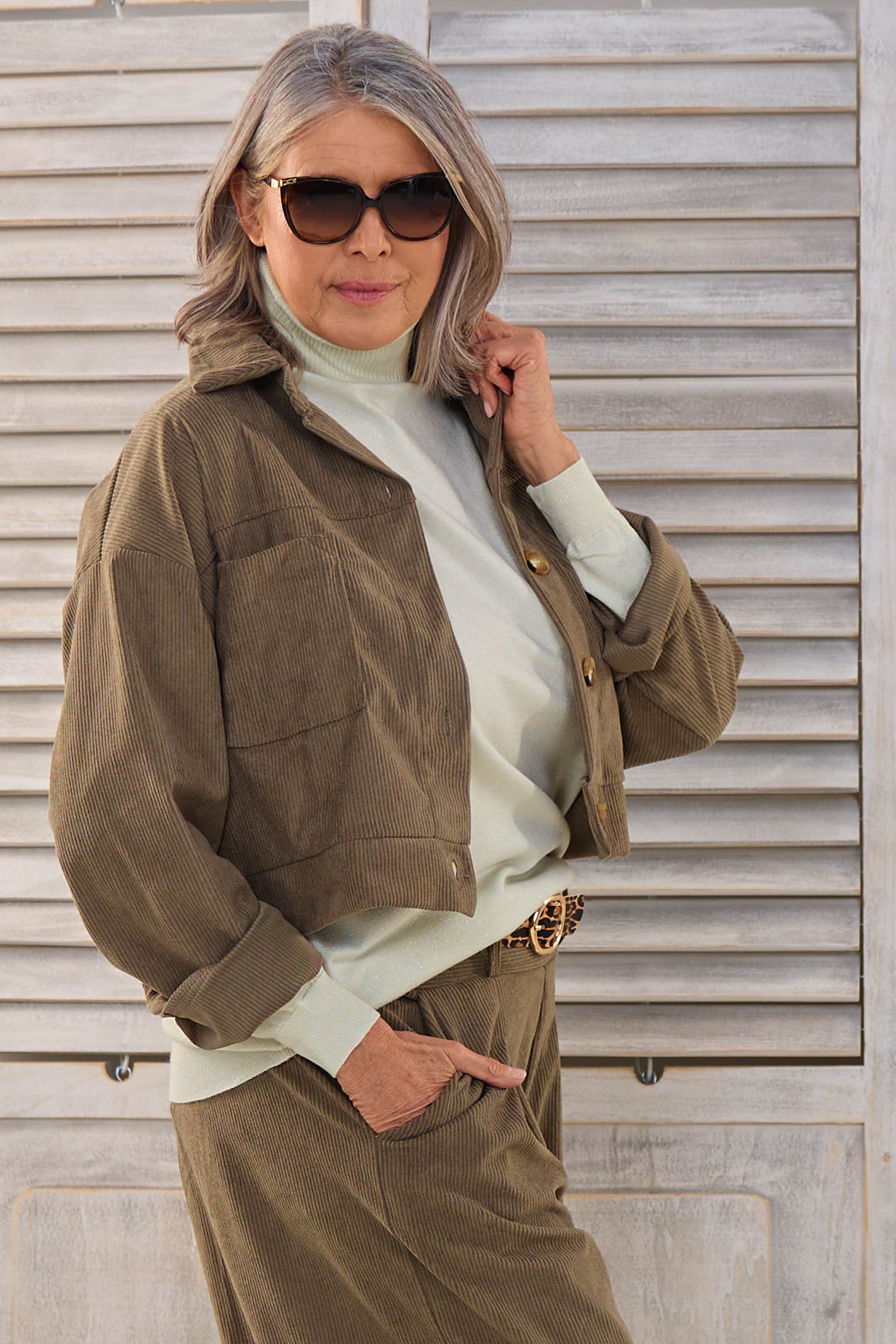 kurze Cord-Hemdjacke, schlamm