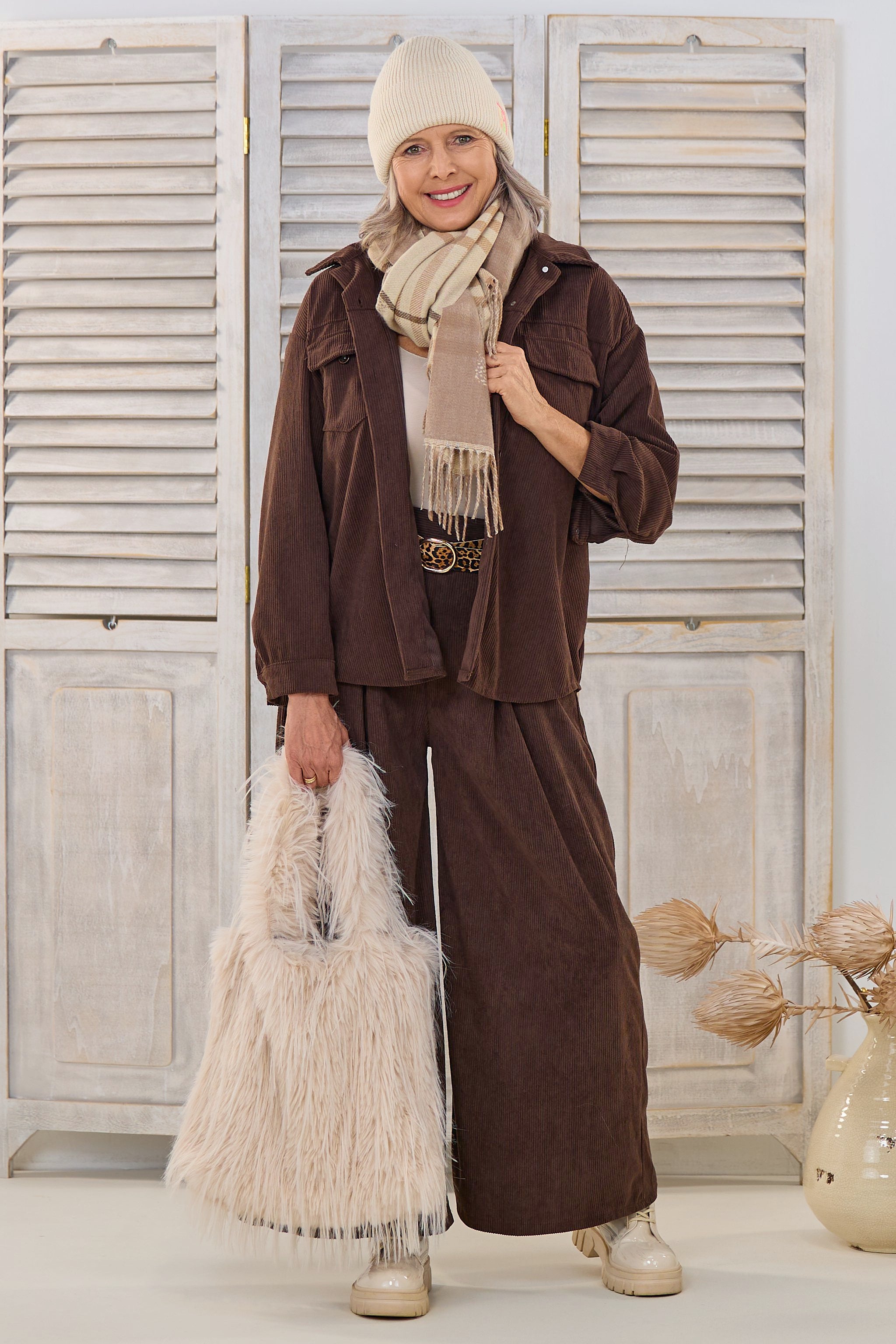 Lange Cord-Hemdjacke, braun
