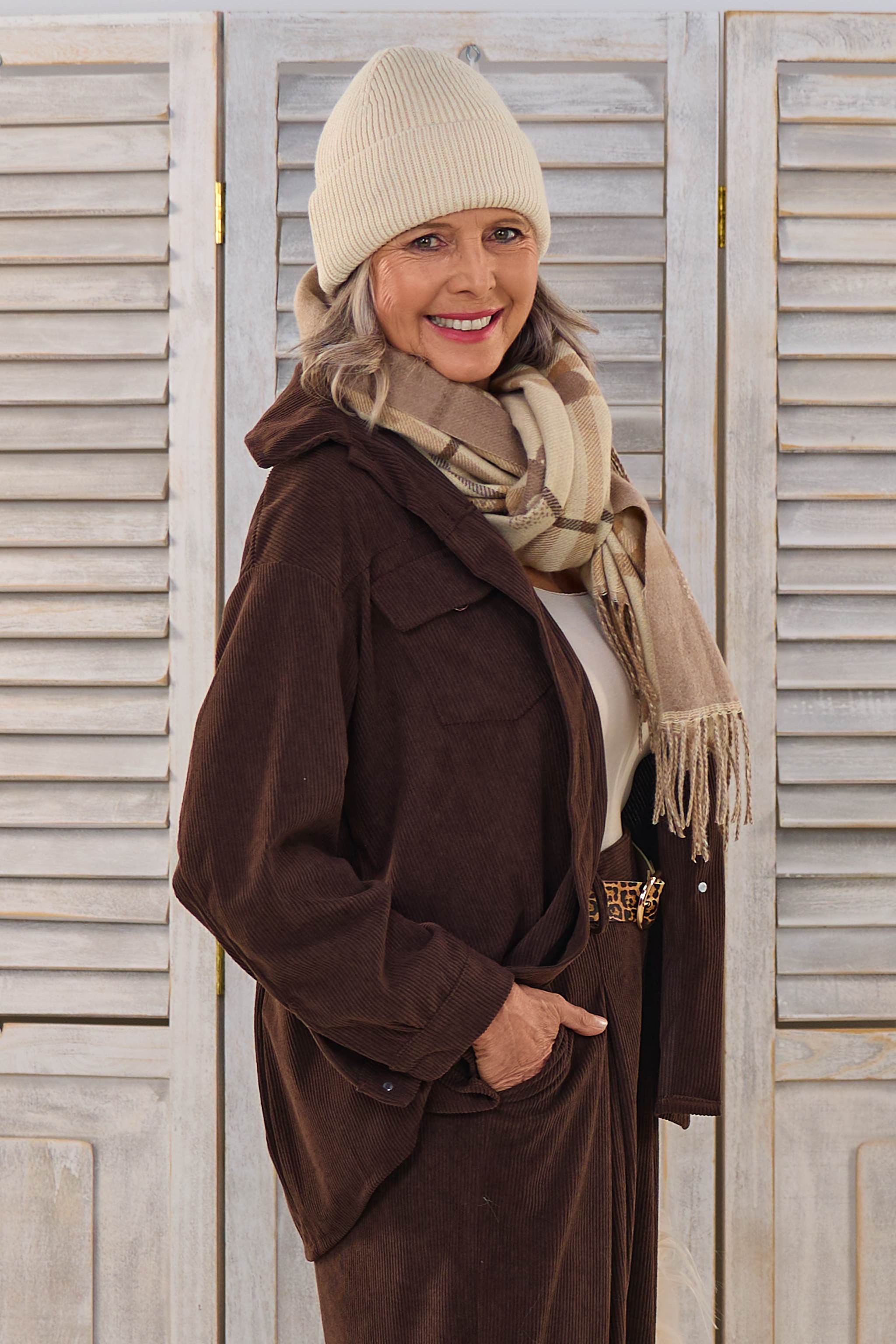 Lange Cord-Hemdjacke, braun