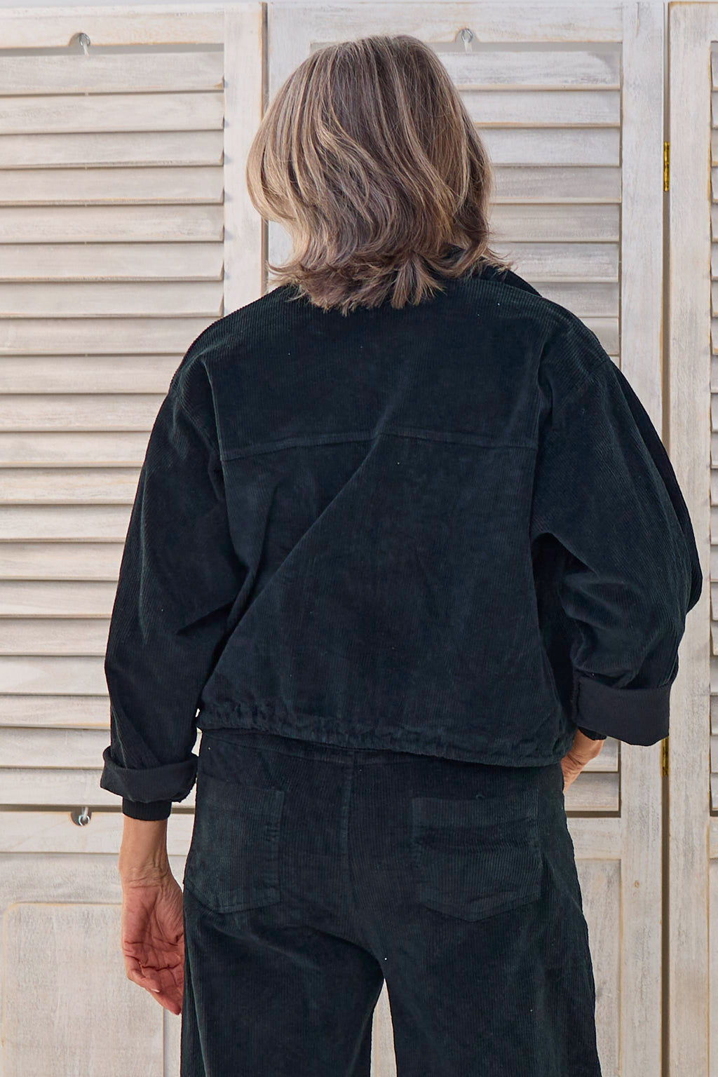 kurze Cordjacke, schwarz