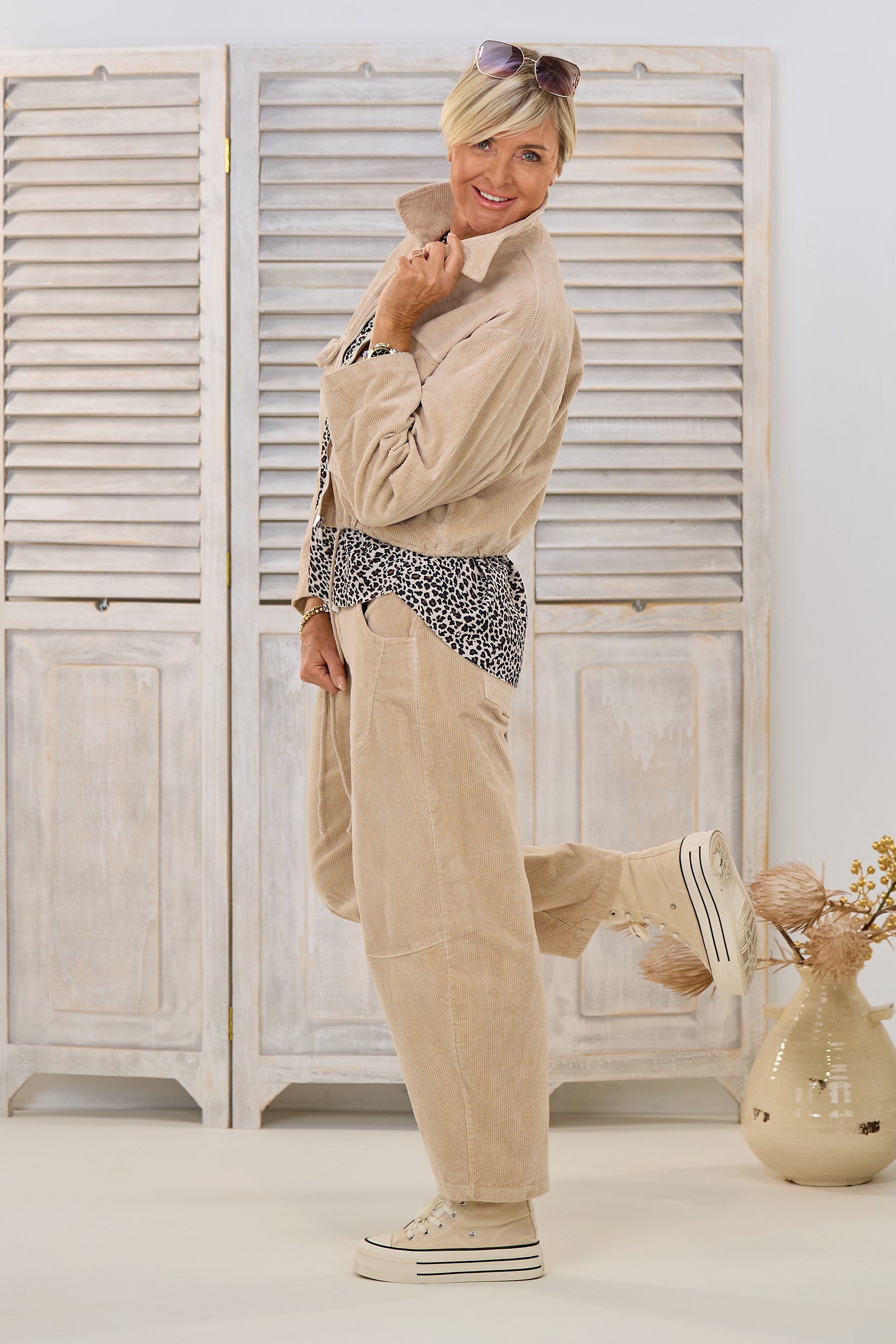 kurze Cordjacke, beige