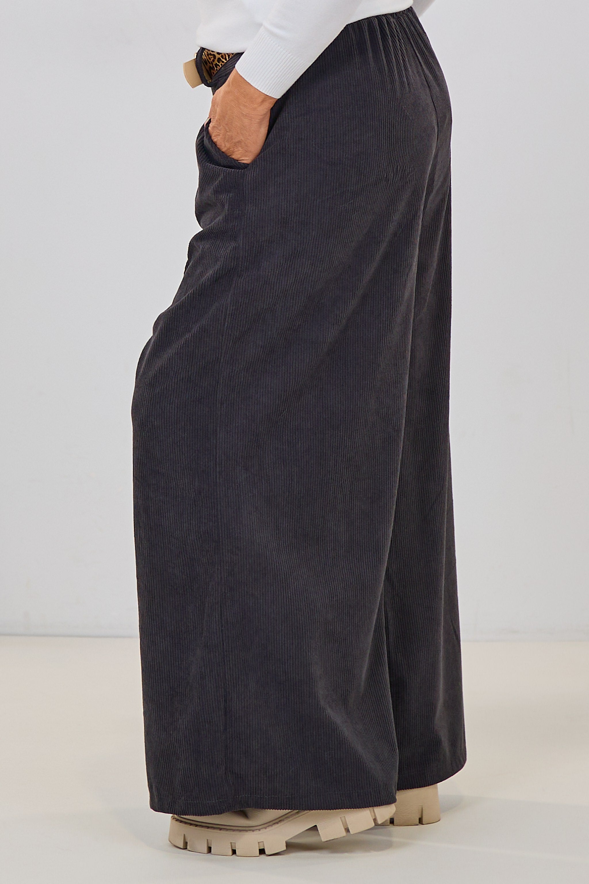 Cordhose super weiten Beinen, anthrazit