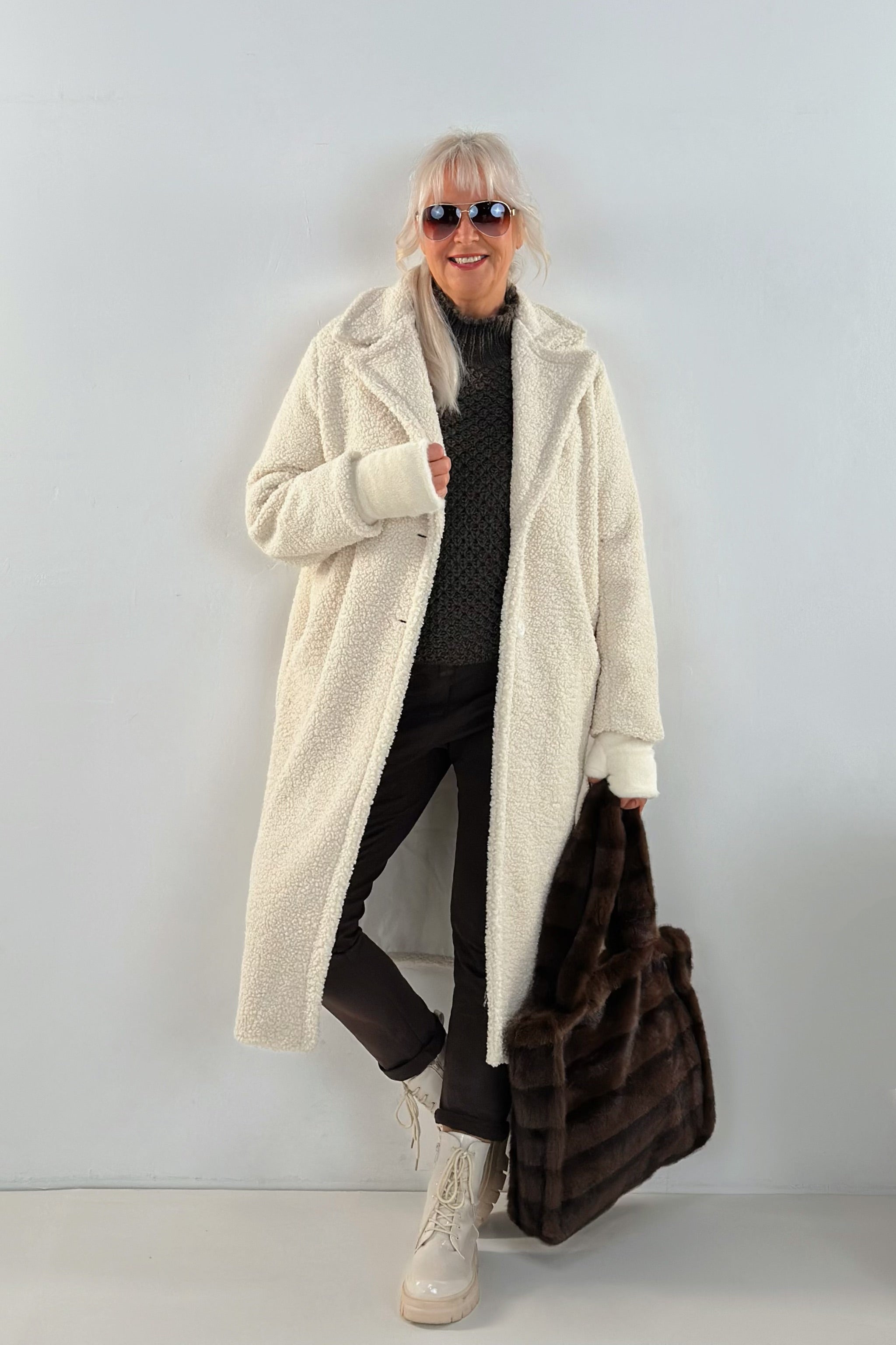 langer Teddymantel mit Revers, creme