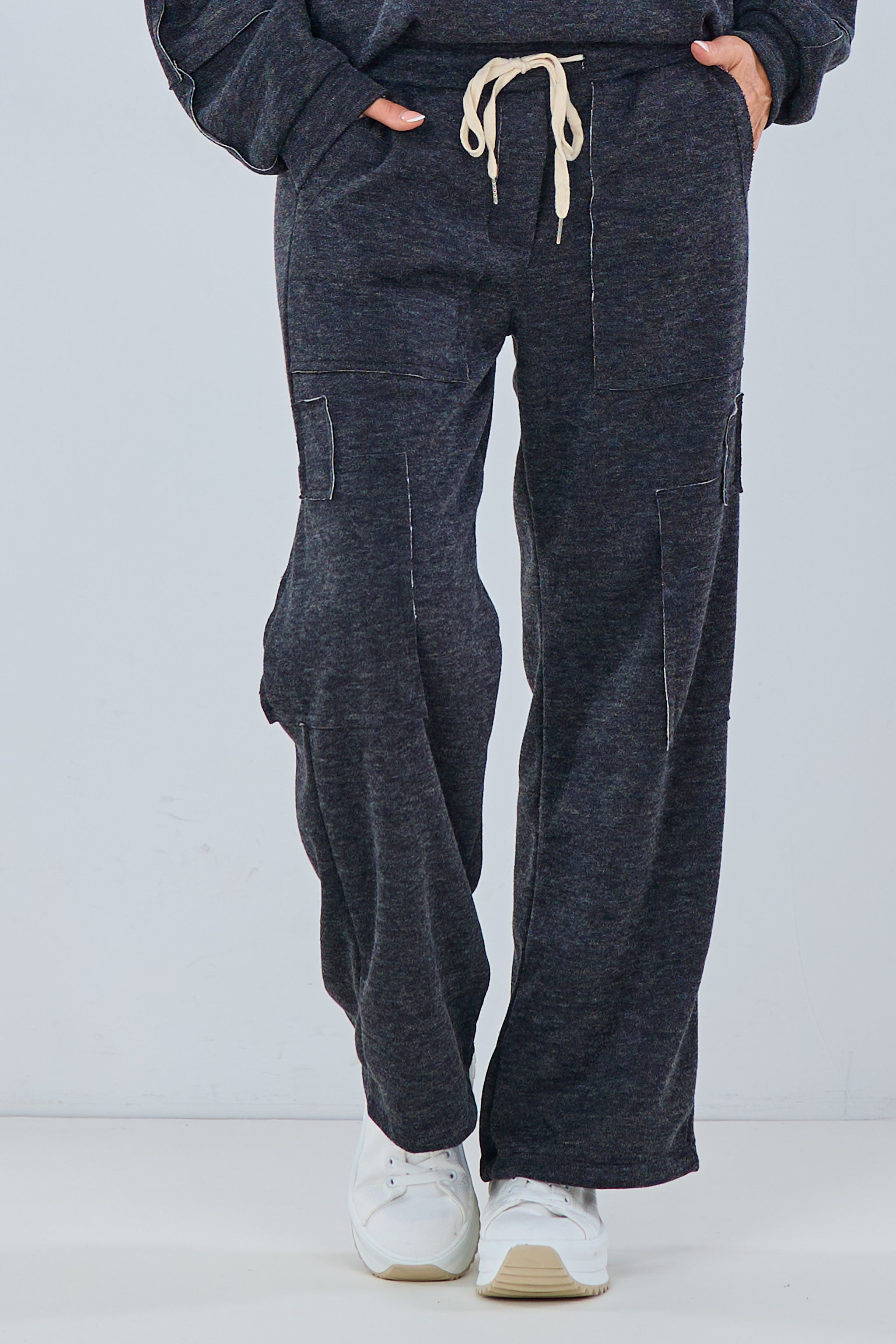 Hose mit aufgesetzten Taschen, anthrazit von Trends & Lifestyle