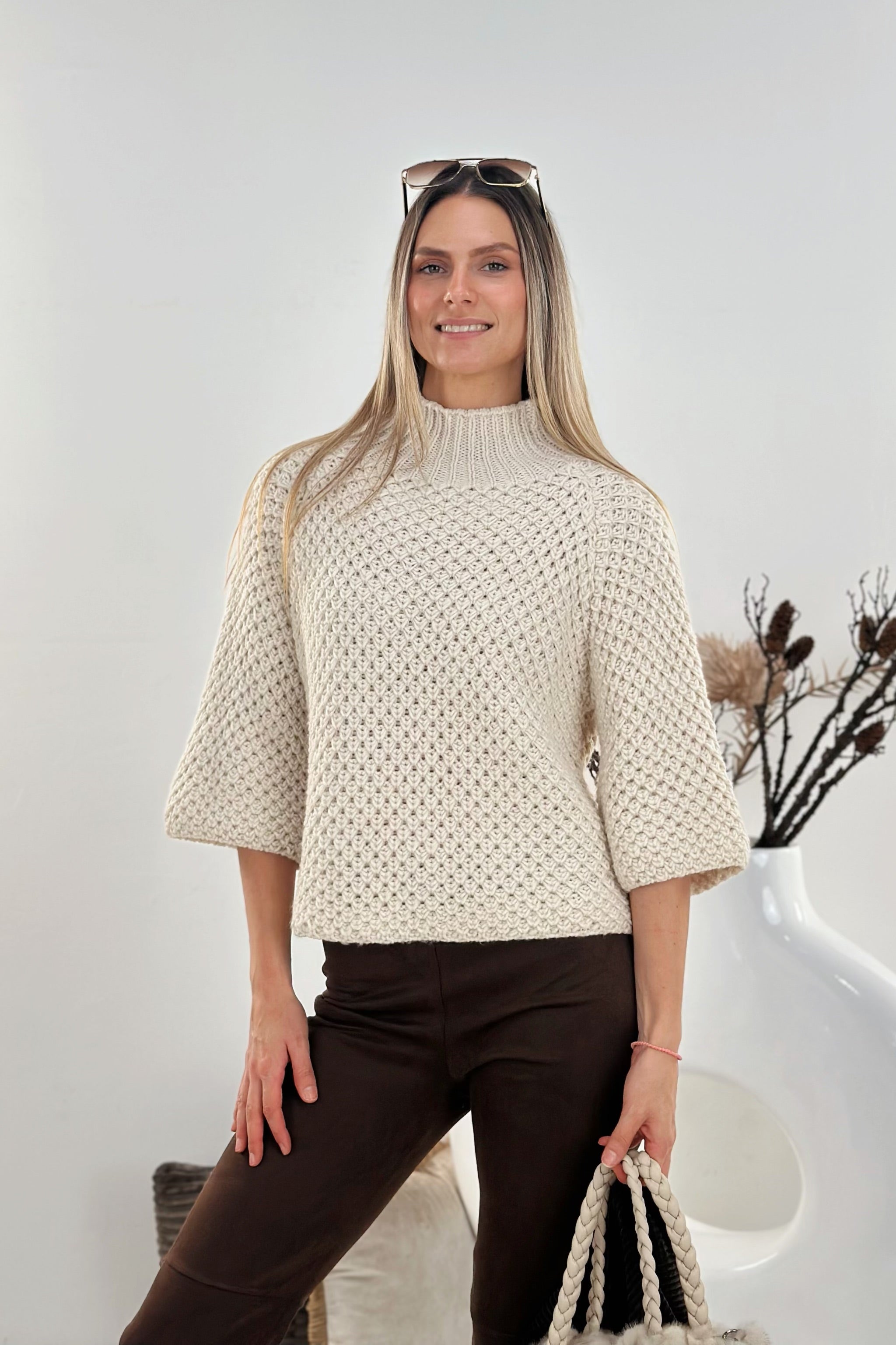 grobgestrickter Pullover mit Turtleneck, beige