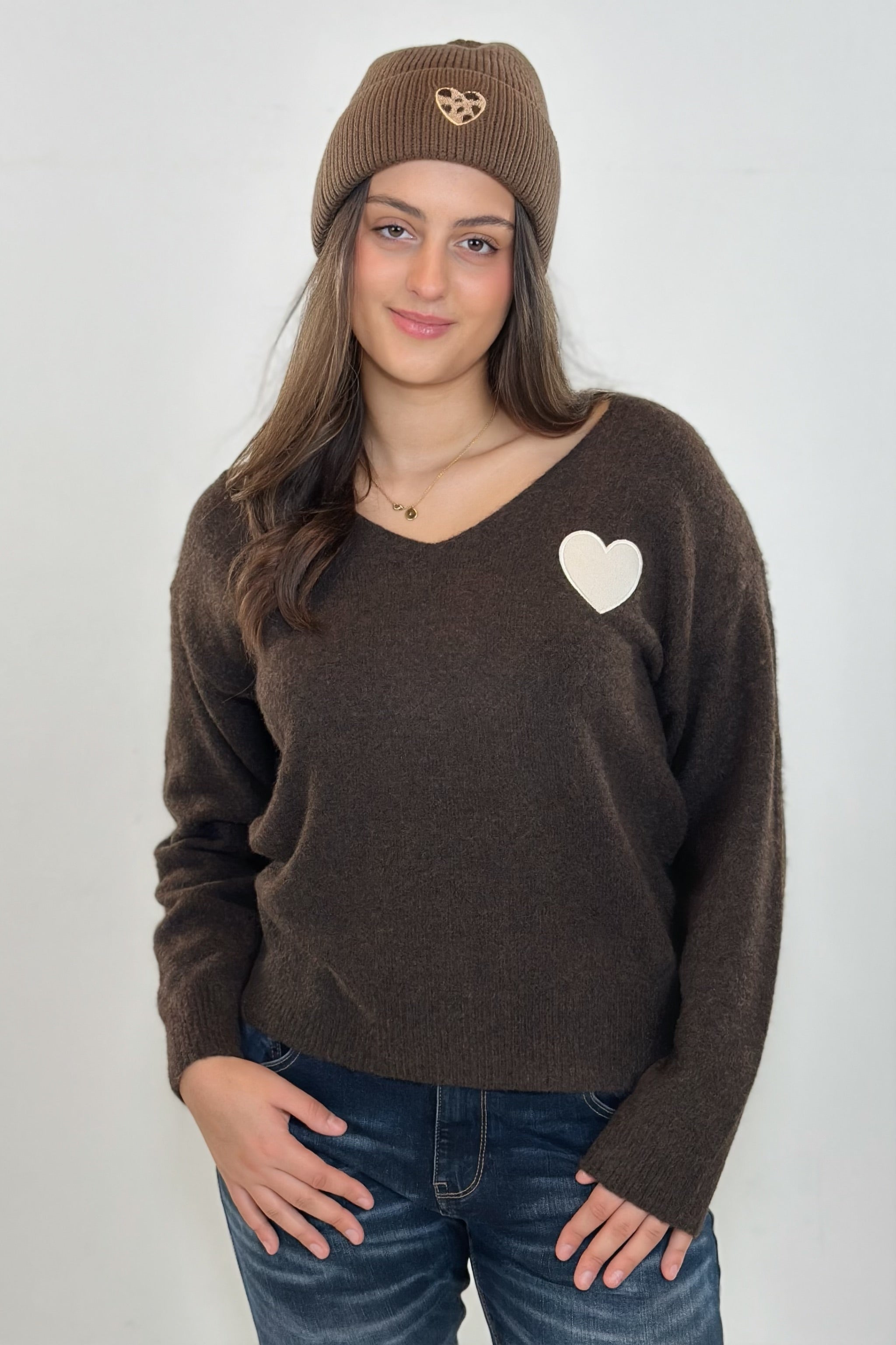 Knitted sweater with V-neck and heart, brown-melange