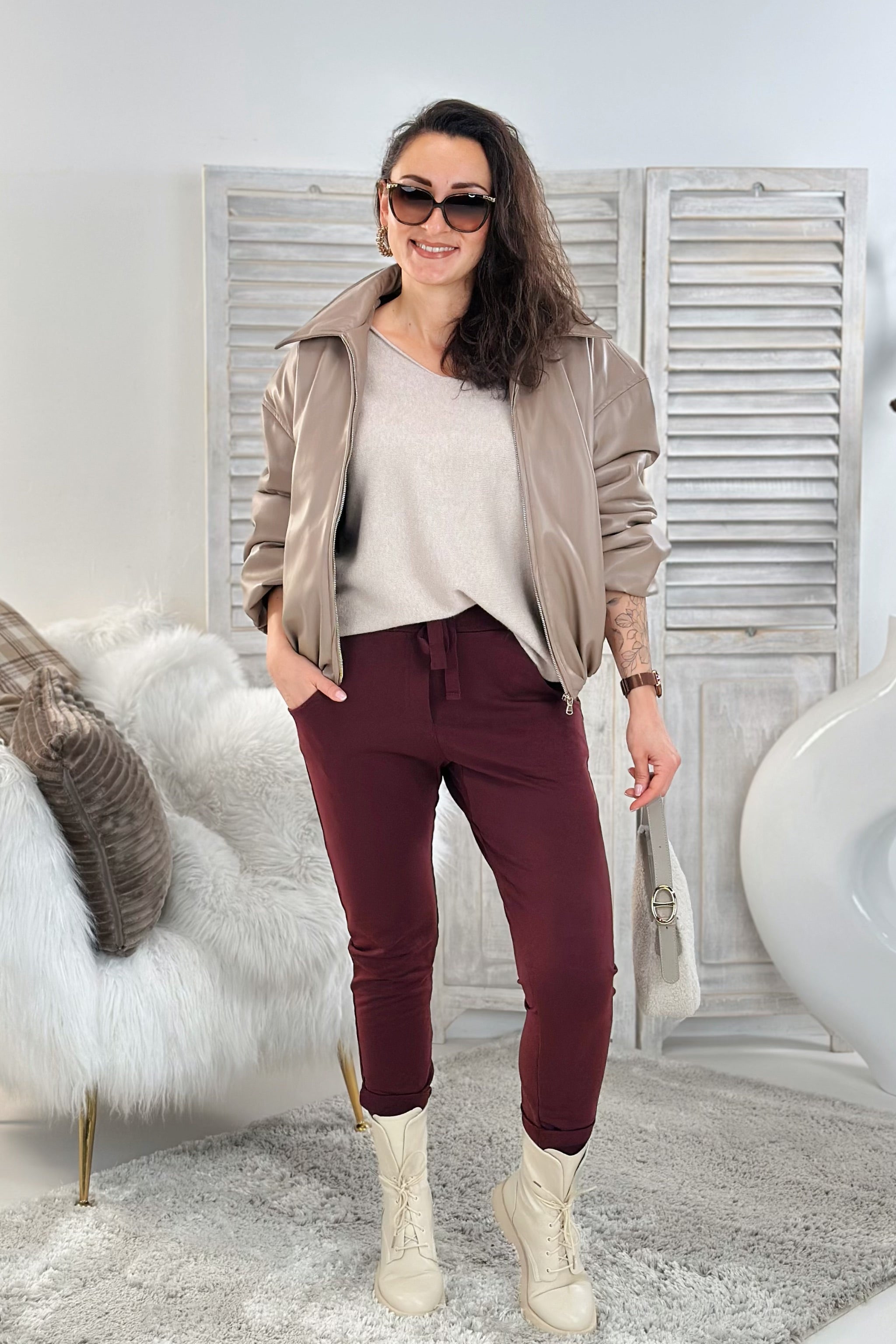 Joggpants mit normalen Taschen, bordeaux