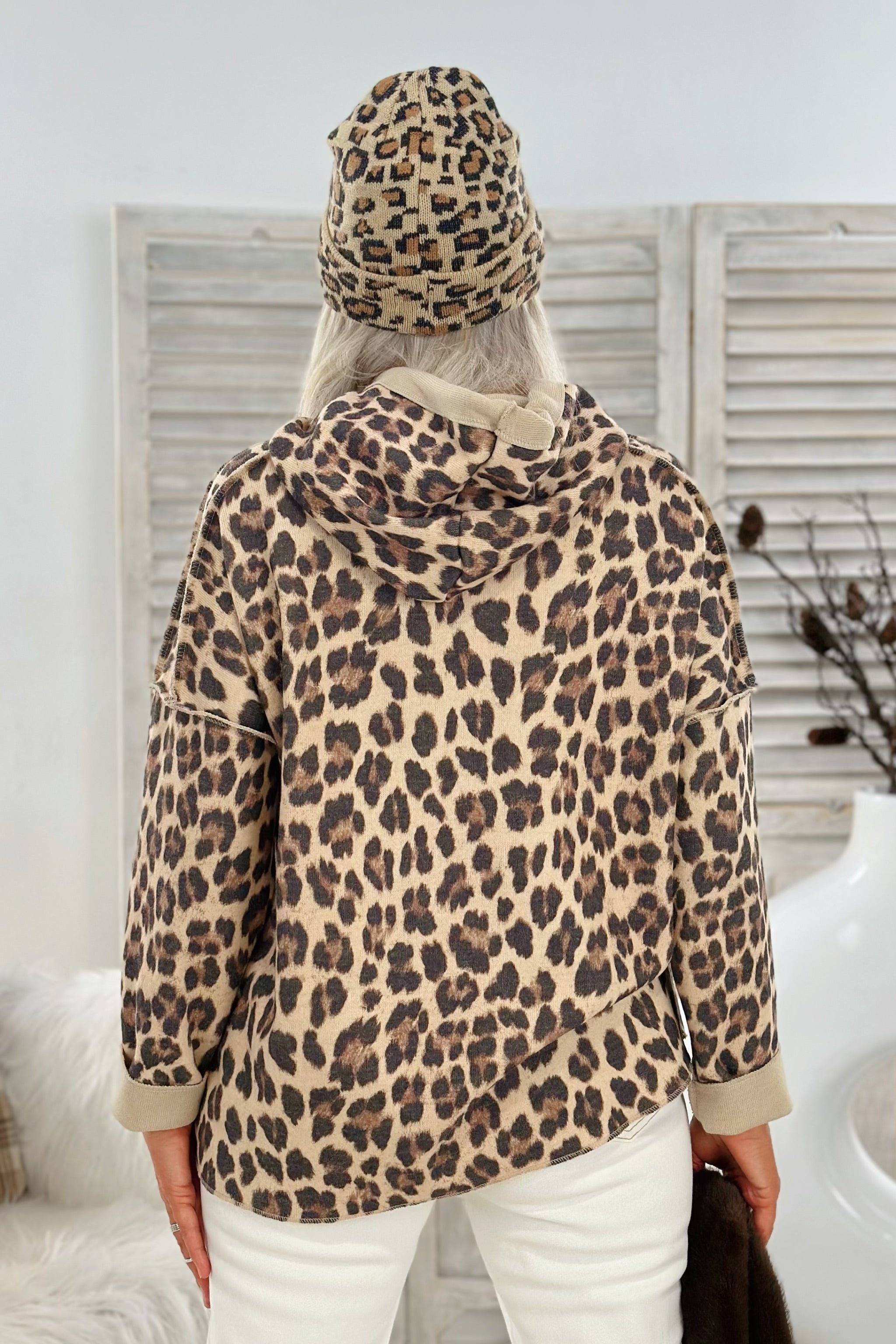 Hoodie mit außenliegenden Nähten, beige-leo