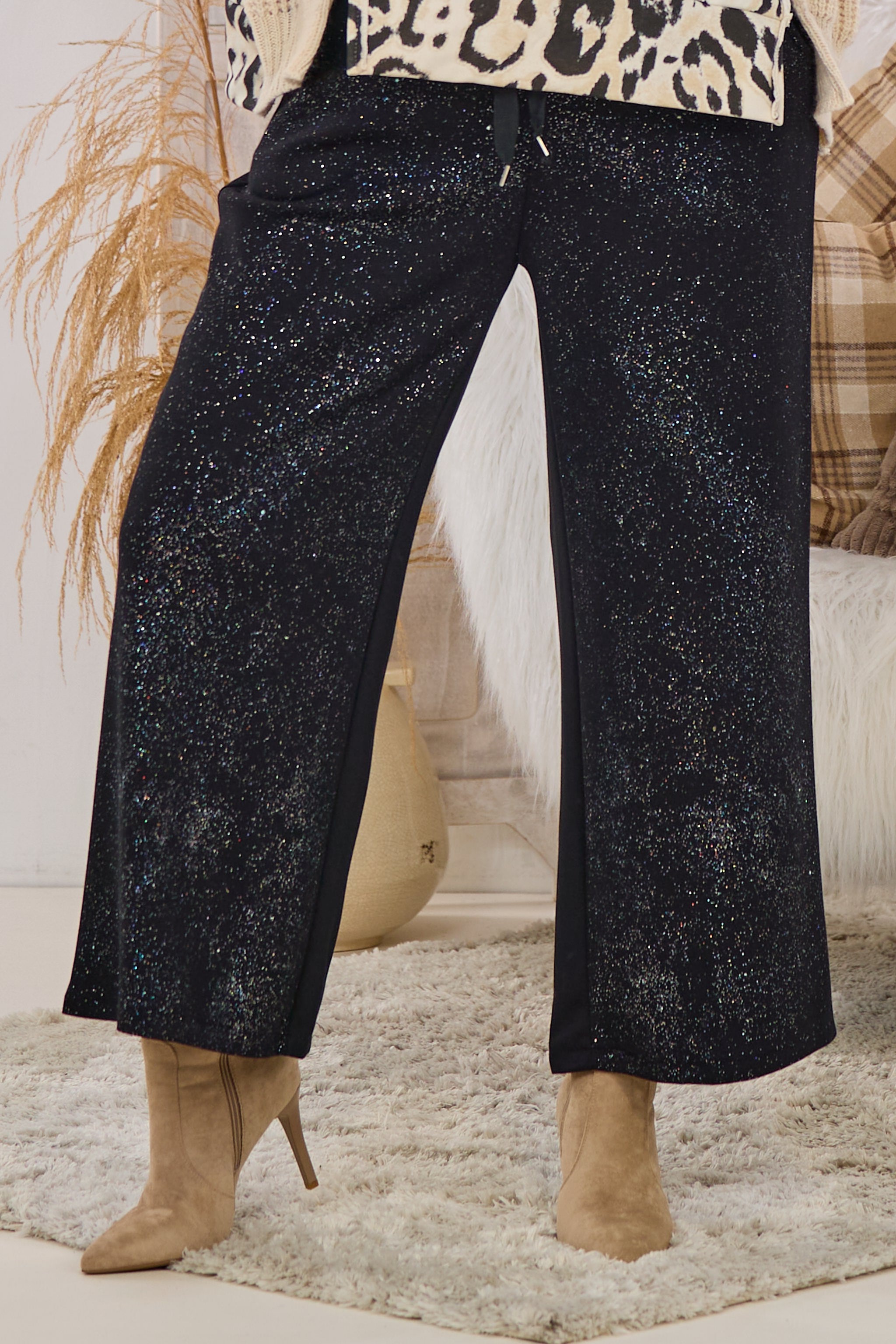 Hose im Marlene Style mit Glitzer, schwarz