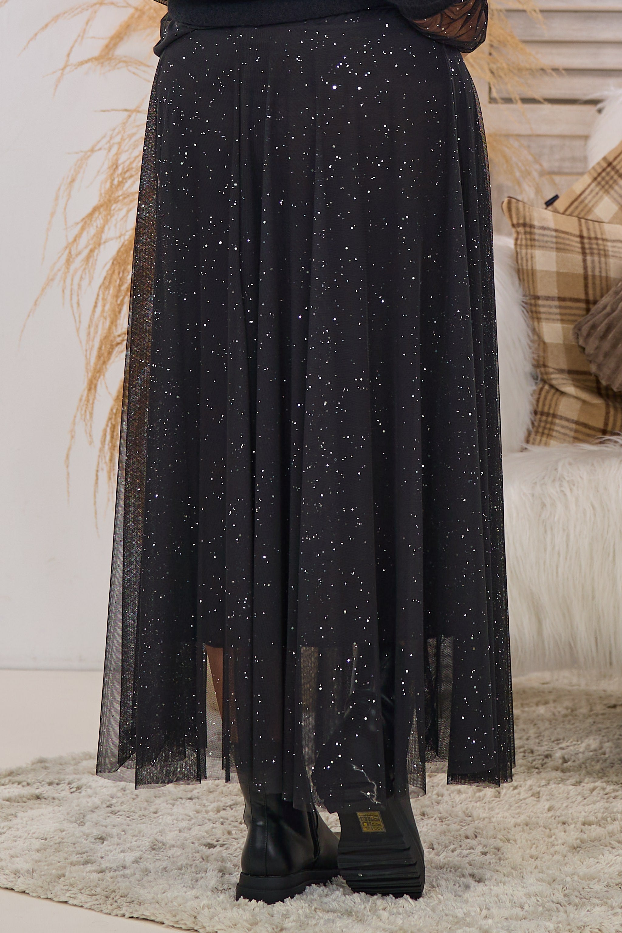 Langer Netz-Rock, schwarz-silber