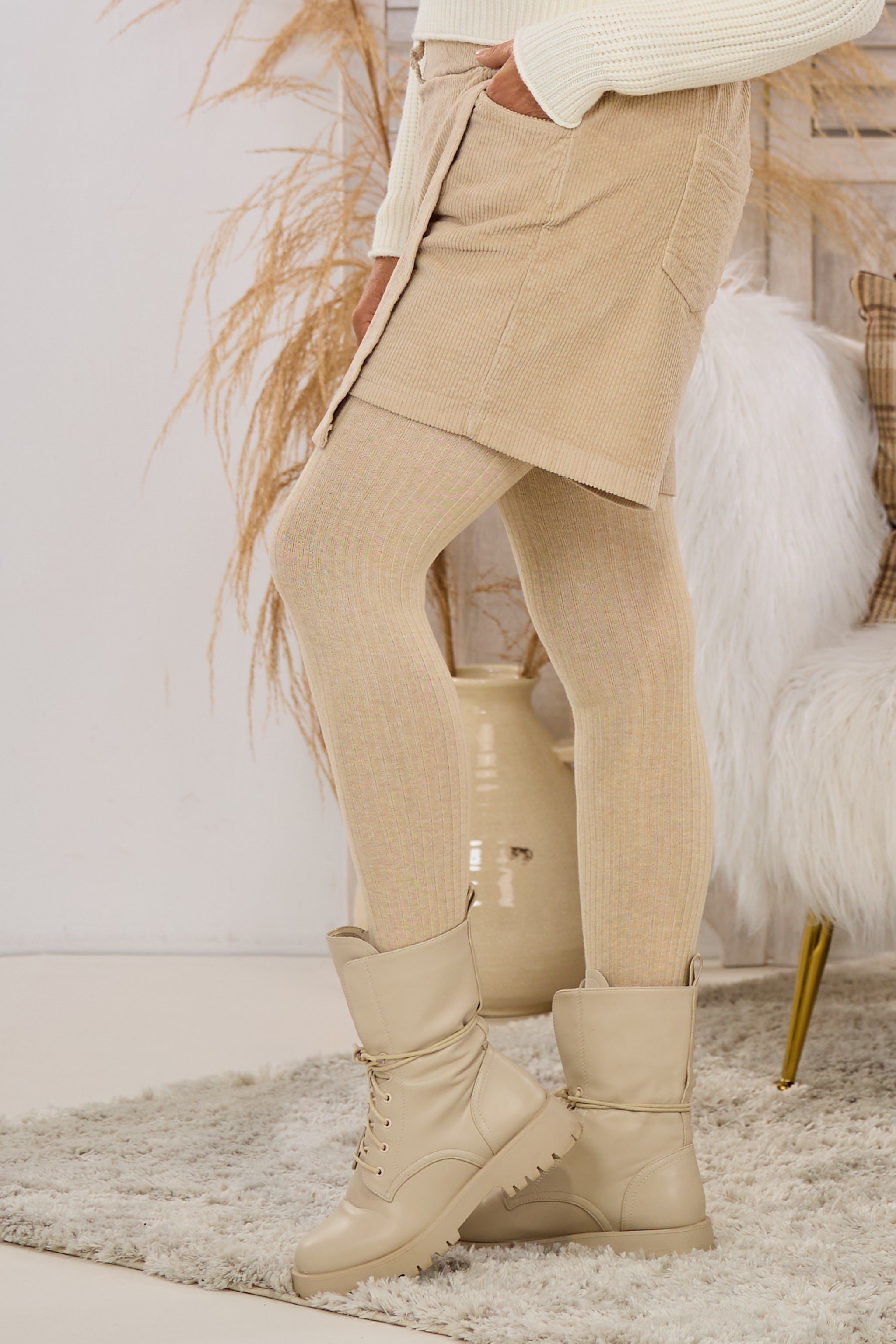 Kurzer Cord-Hosenrock, beige