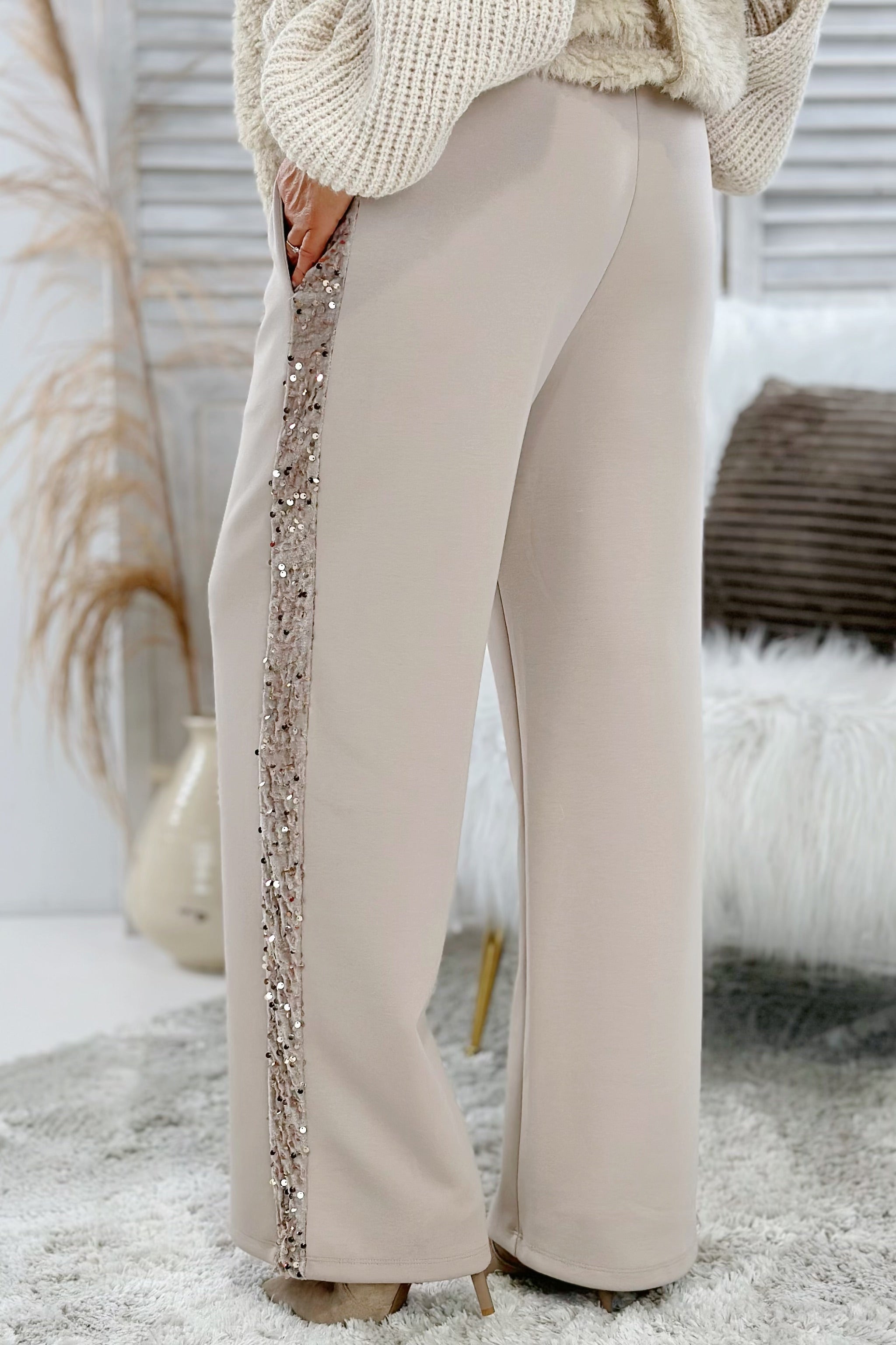 Cozy Hose mit seitlichen Glitzerstreifen, taupe