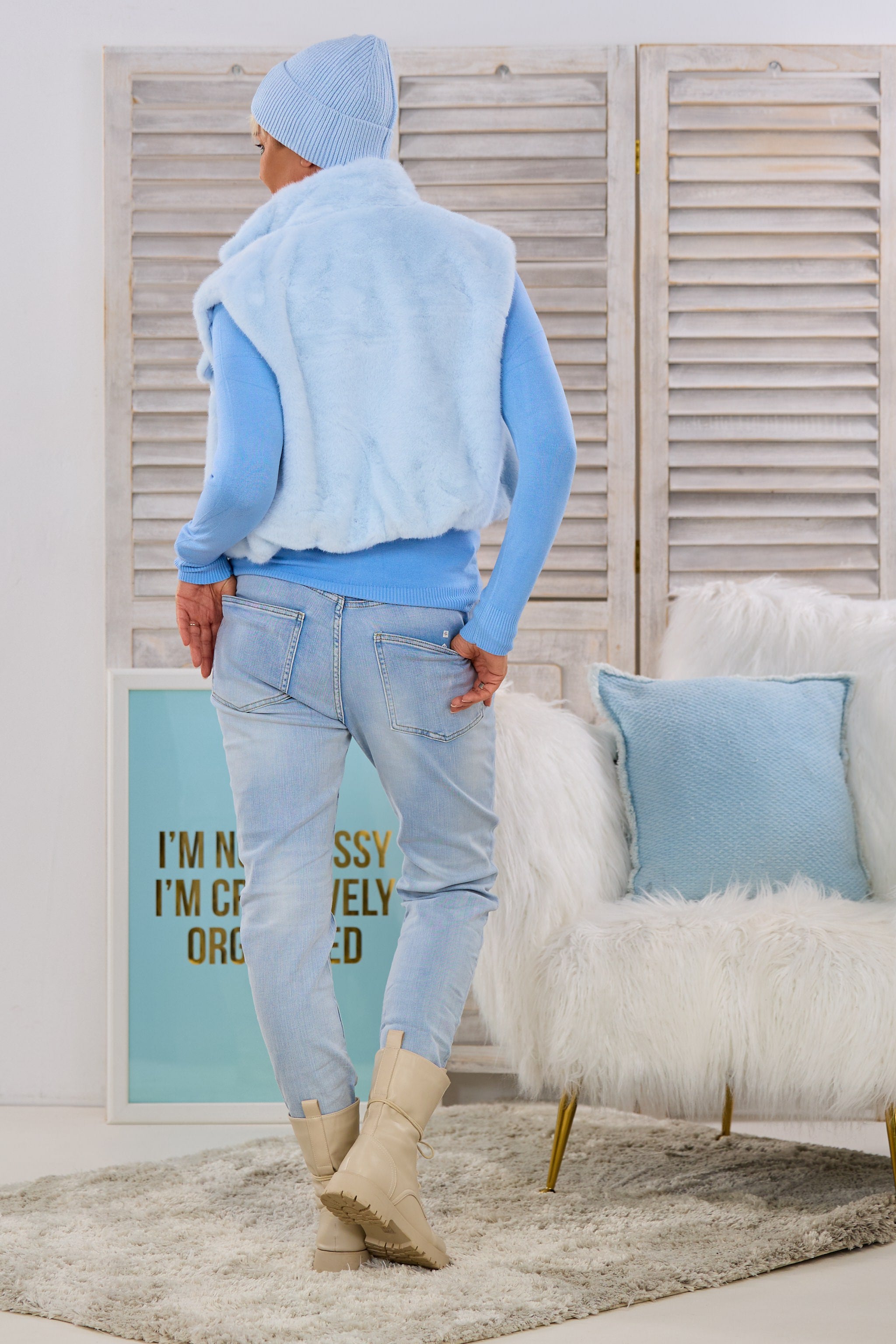 Kuschelige Fellweste mit Kragen, hellblau