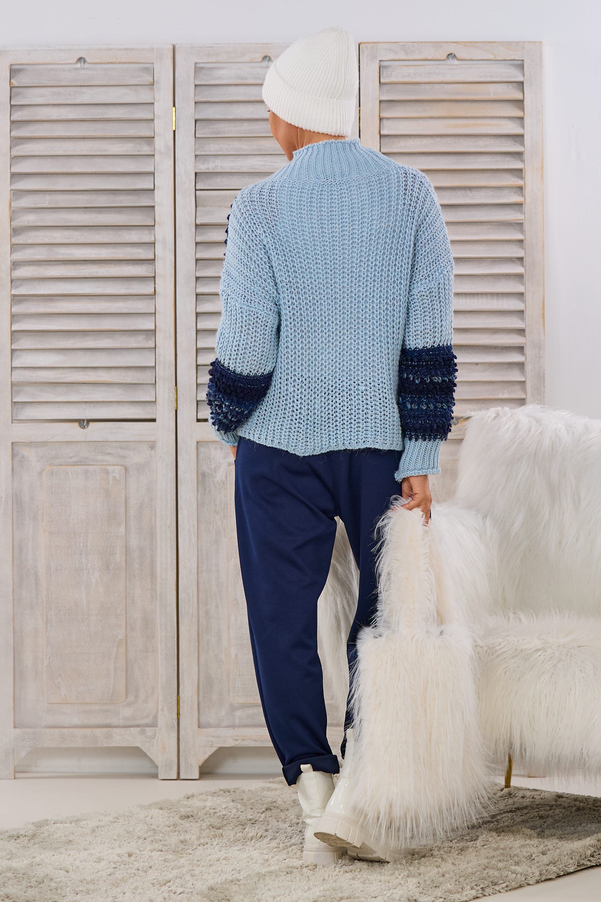 Strickpulli mit Bouclé und Patentmuster, hellblau-blau