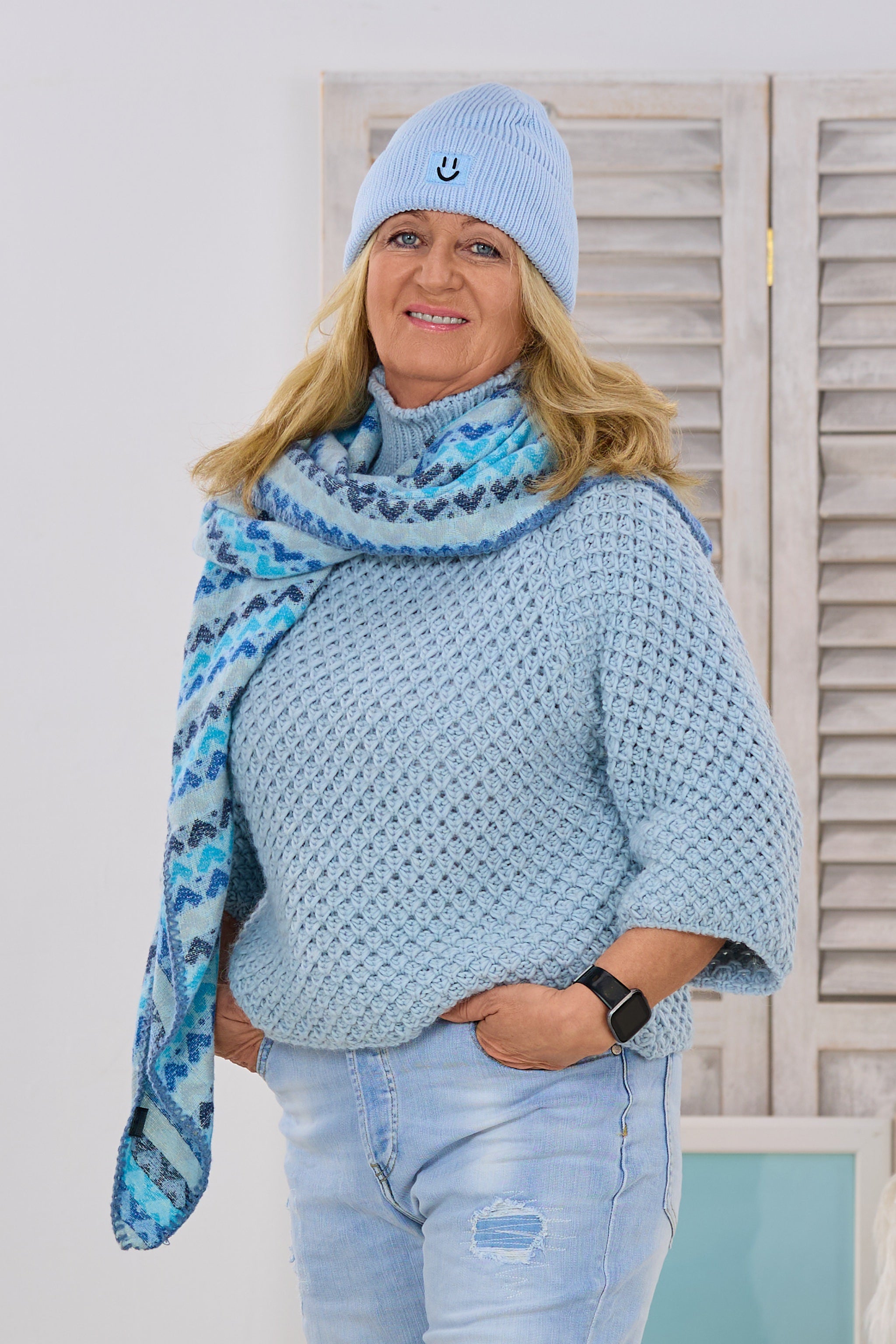 Dreiecksschal HEARTS, hellblau-blau