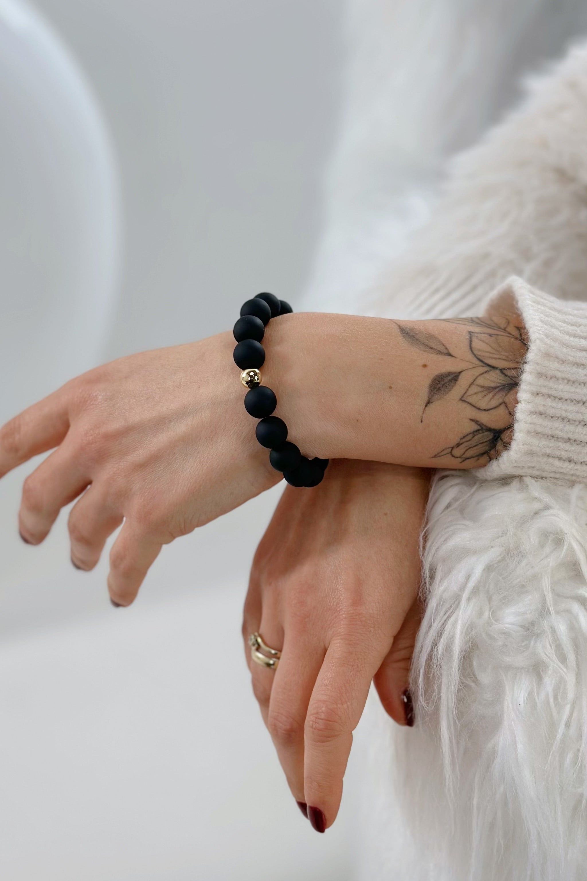 Perlenarmband, matt, schwarz