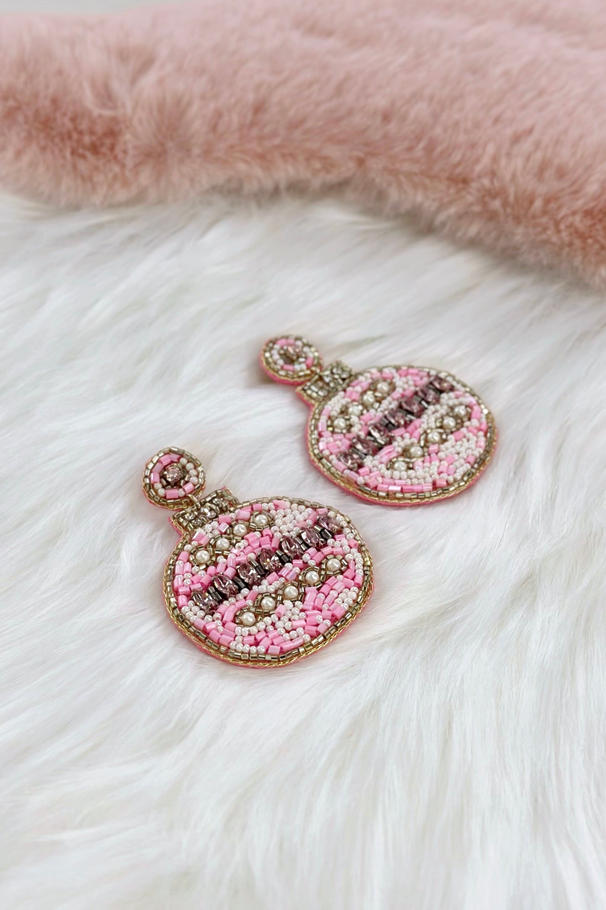 Perlenohrringe CHRISTMAS, rosa-weiß