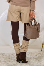 Kurzer Hosenrock in Lederoptik, beige