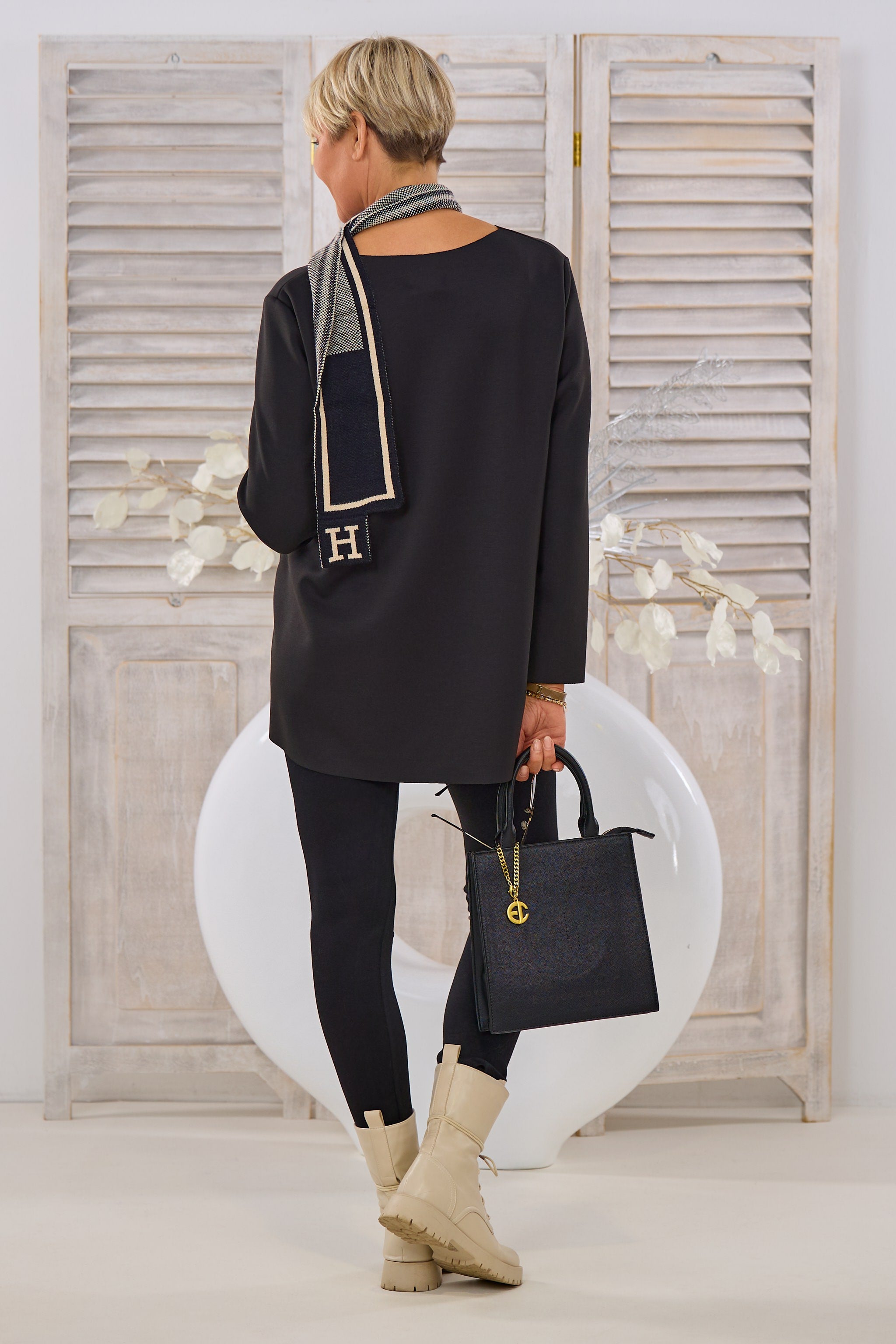 Cozy Basic Shirt, schwarz