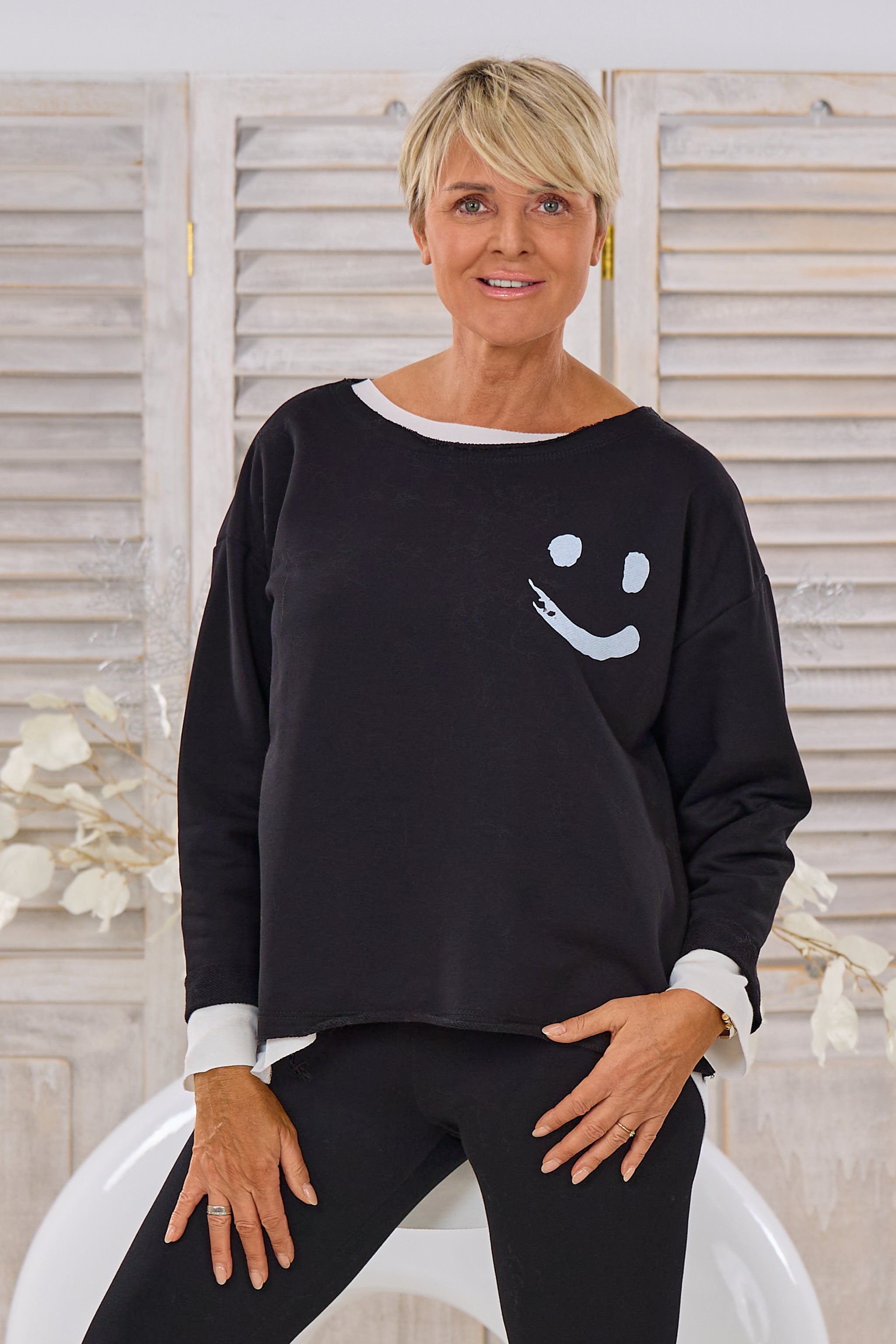 Sweaty Smile, schwarz-weiß