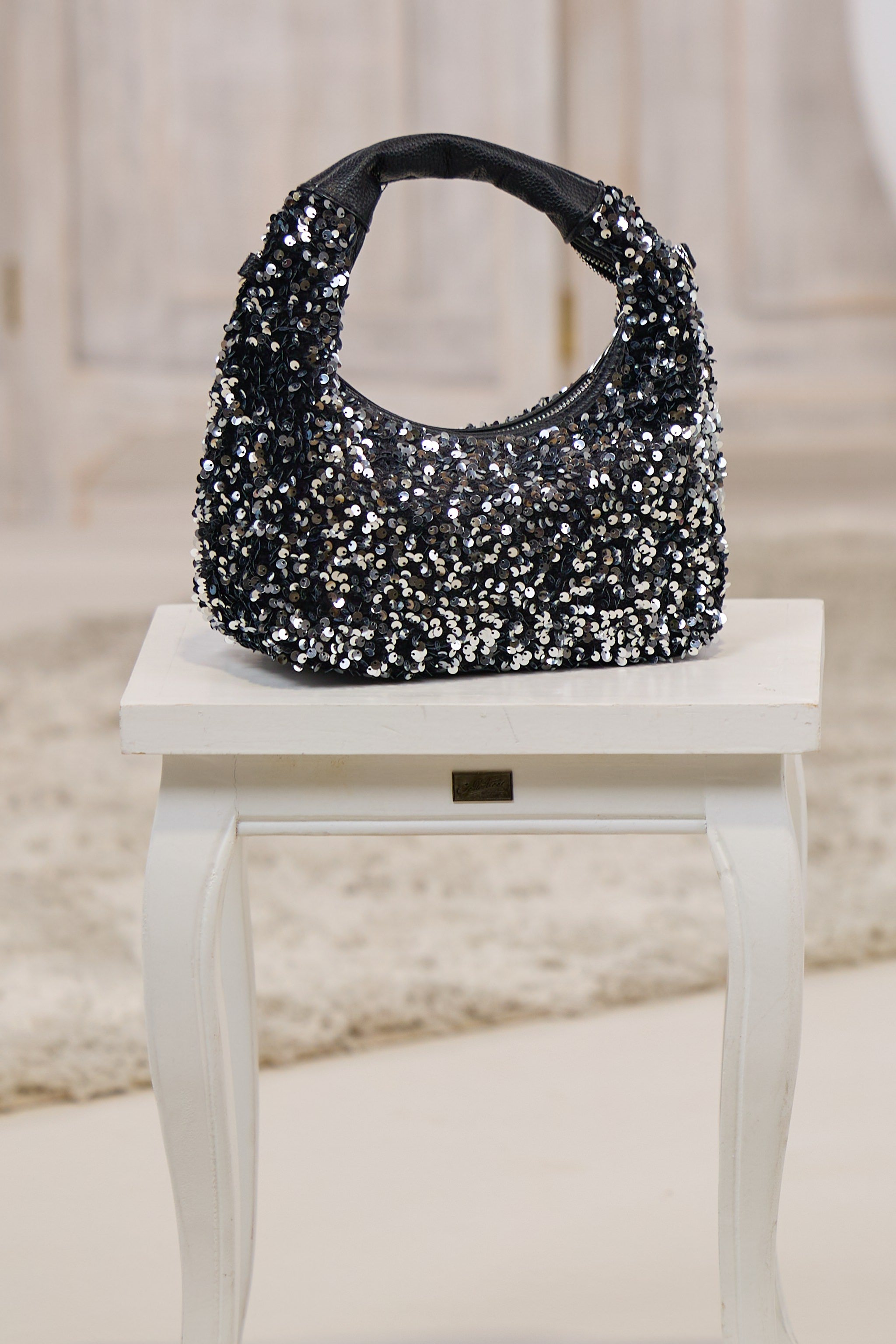 Pailletten Handtasche, schwarz-silber