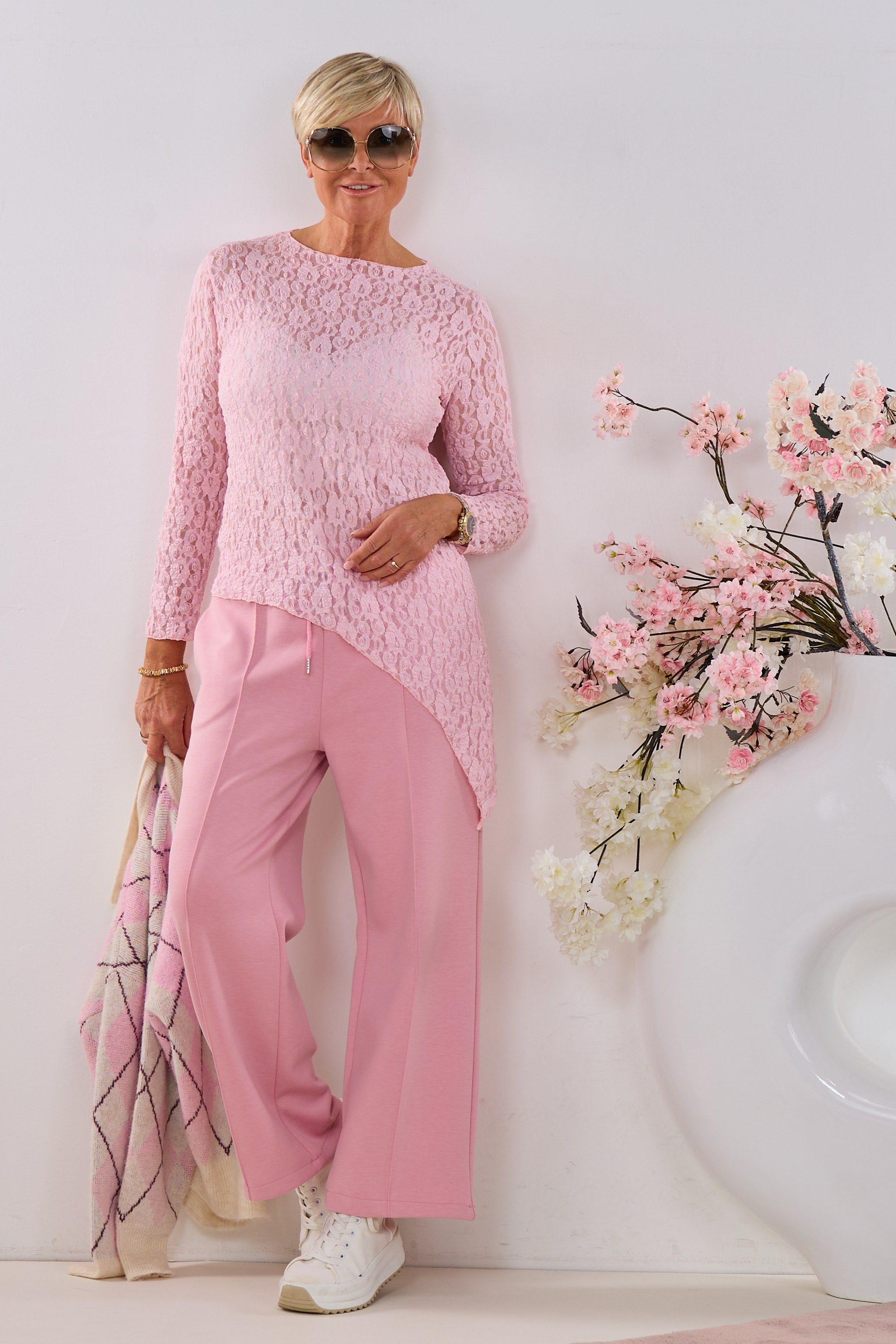 Asymmetrisches Spitzen-Langarmshirt, rosa